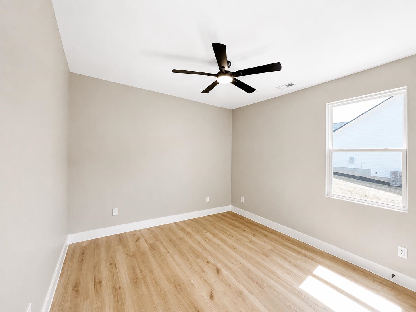 494 Skyline Drive Property Photo 12