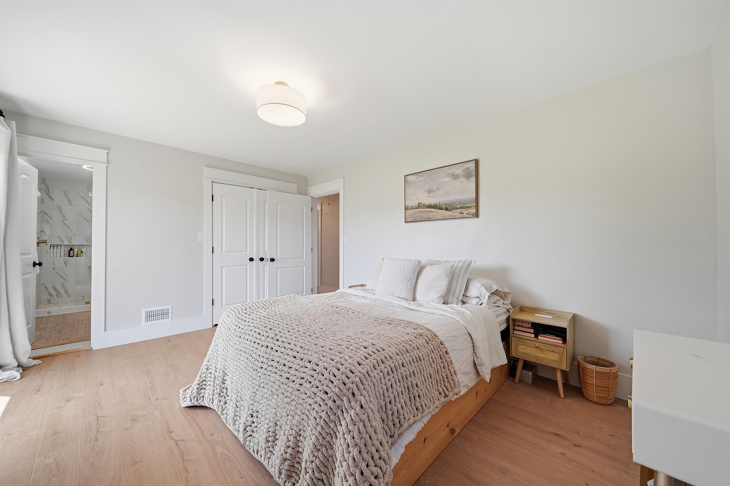 205 Wadsworth Road Property Photo 18