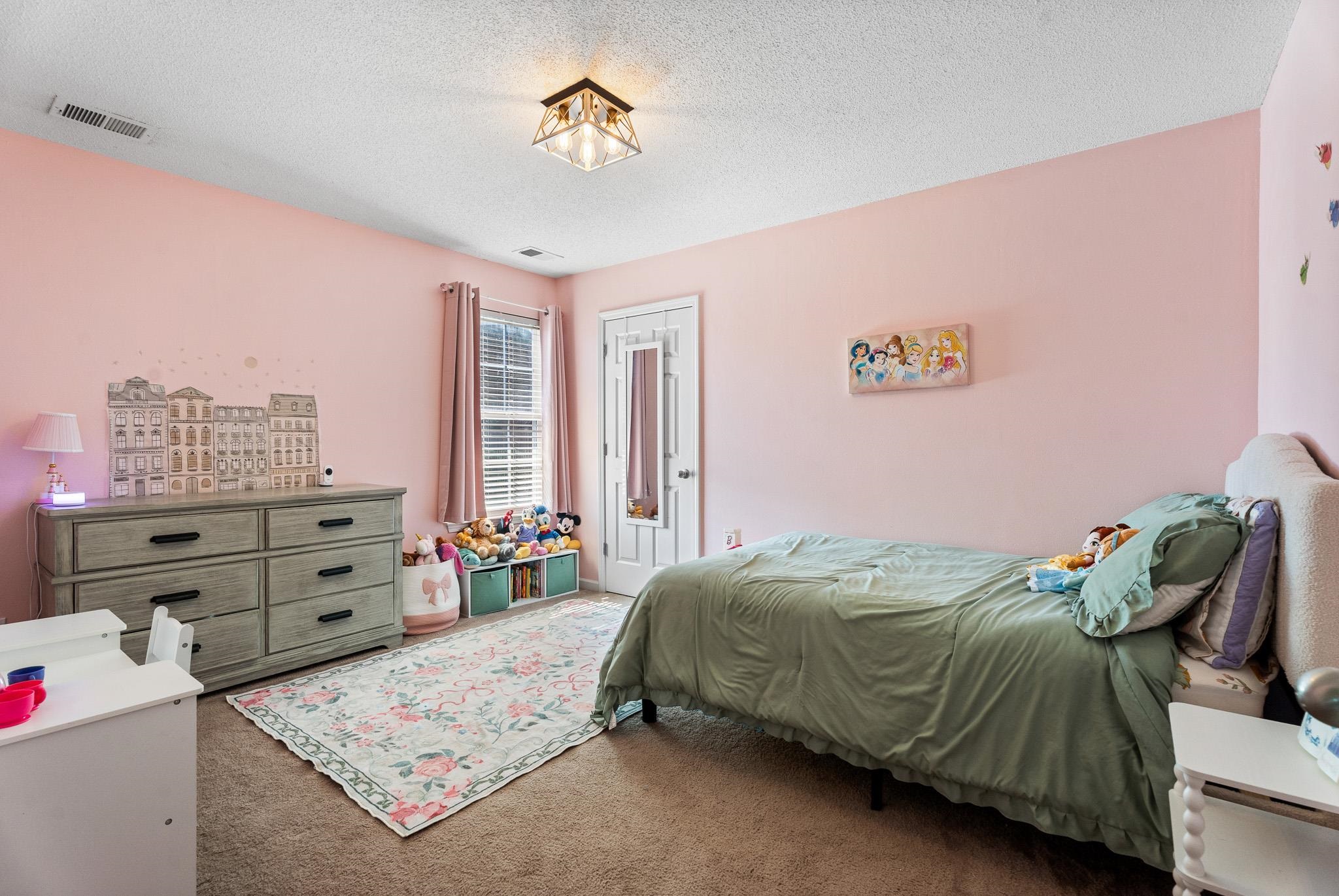 330 Shadowfield Acres Drive Property Photo 8