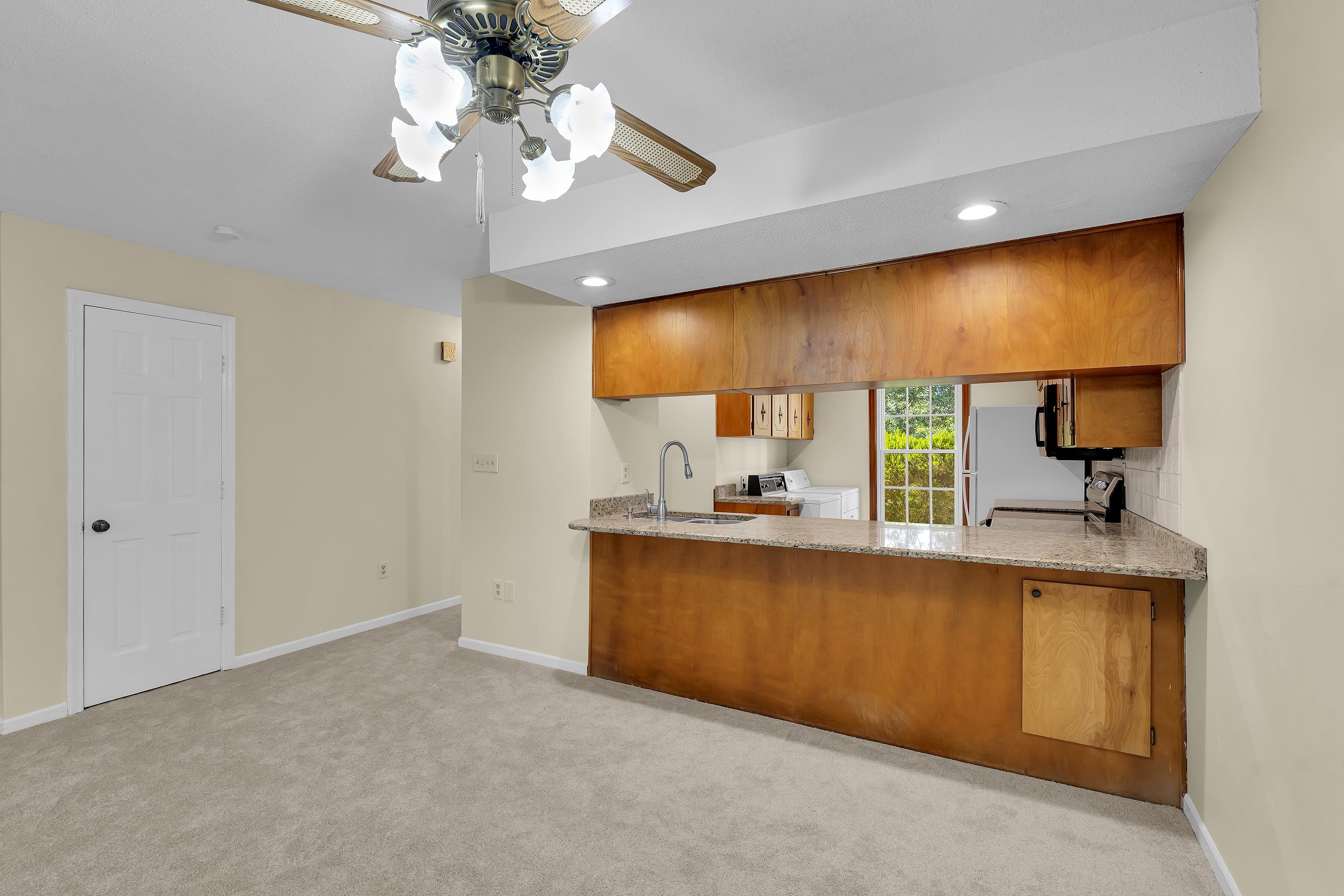 117 Winfield Drive Property Photo 8