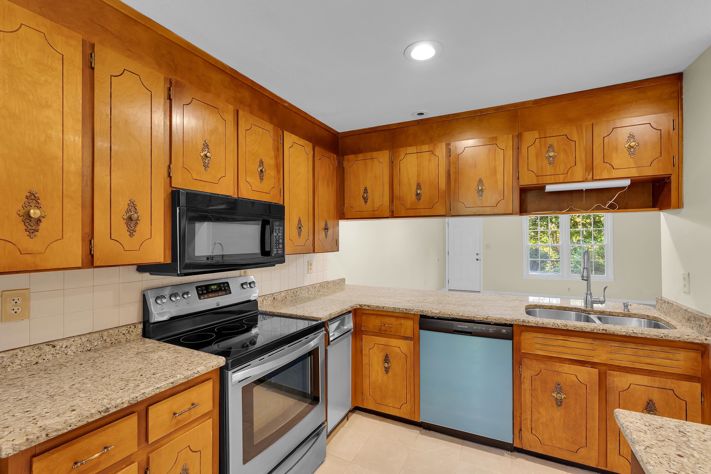117 Winfield Drive Property Photo 9