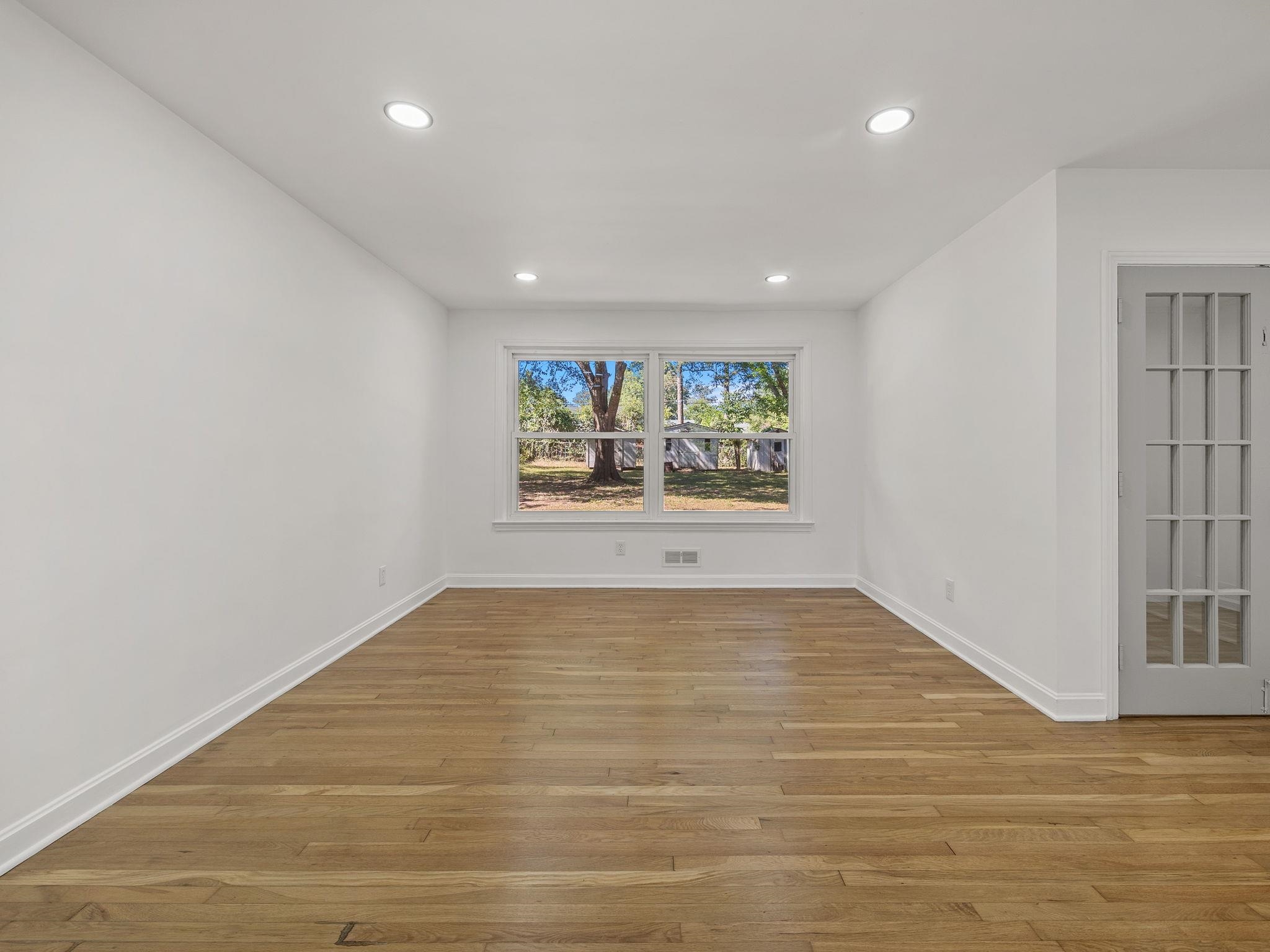 255 Hazelwood Avenue Property Photo 7