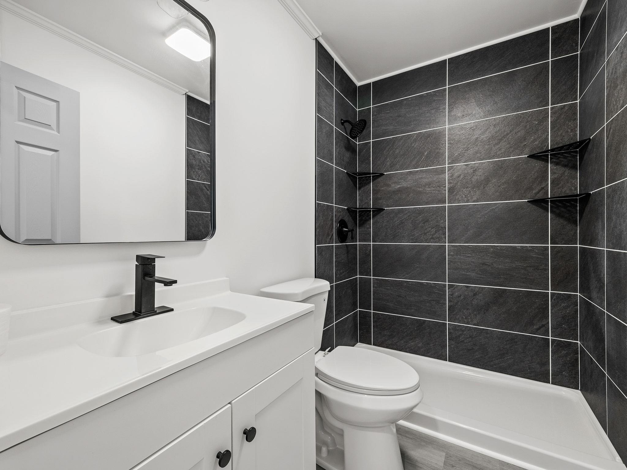 255 Hazelwood Avenue Property Photo 24