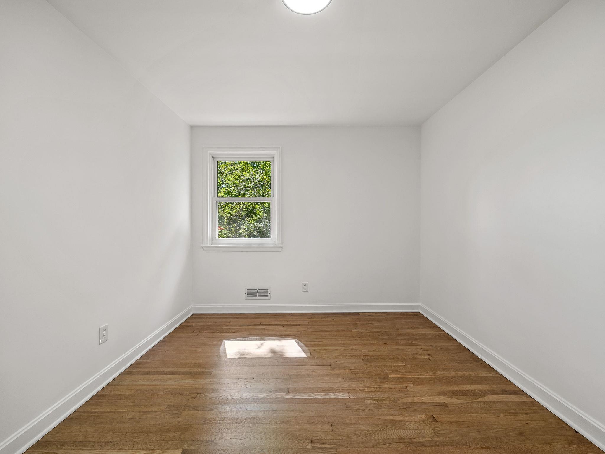 255 Hazelwood Avenue Property Photo 32