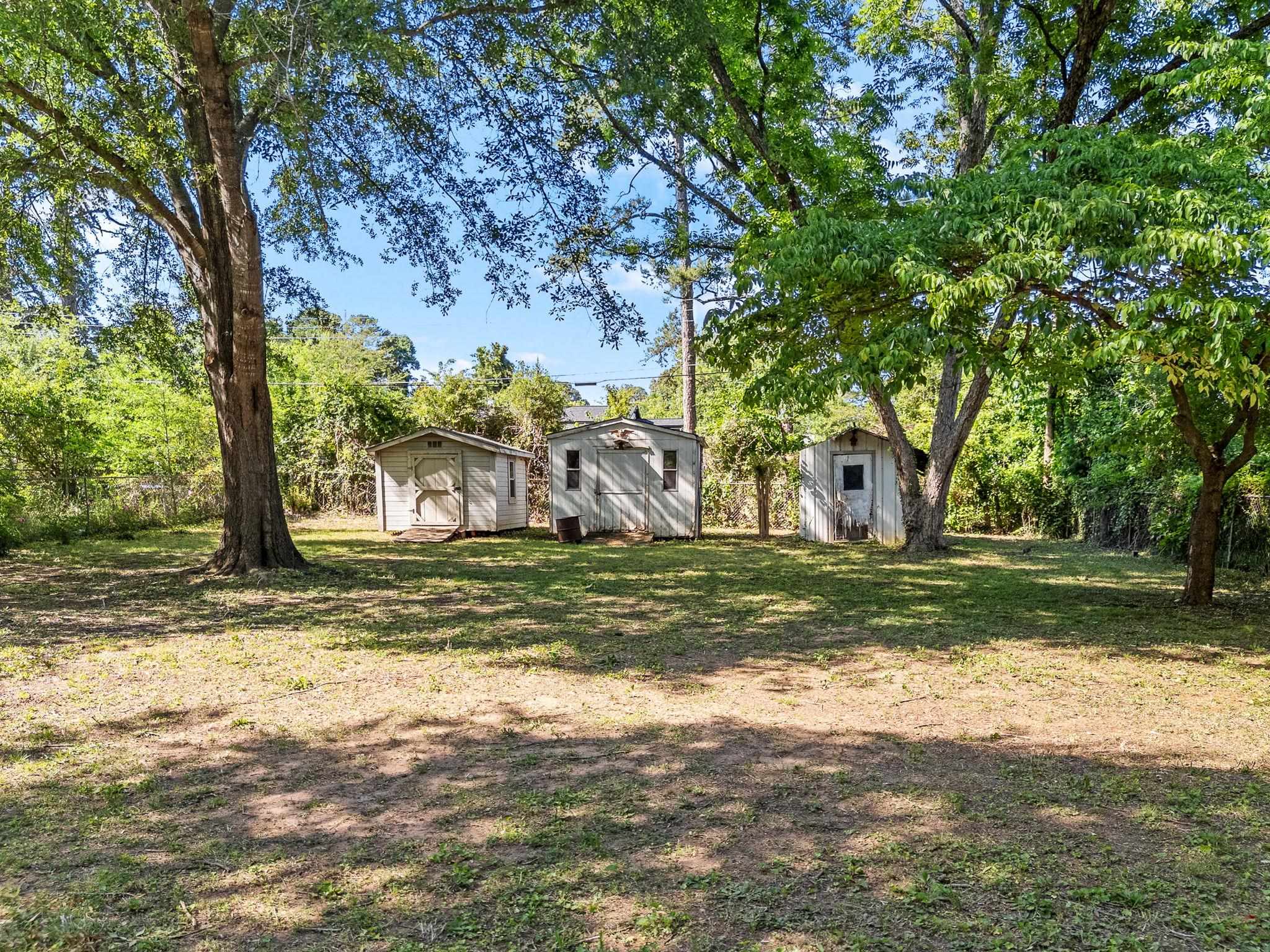 255 Hazelwood Avenue Property Photo 40