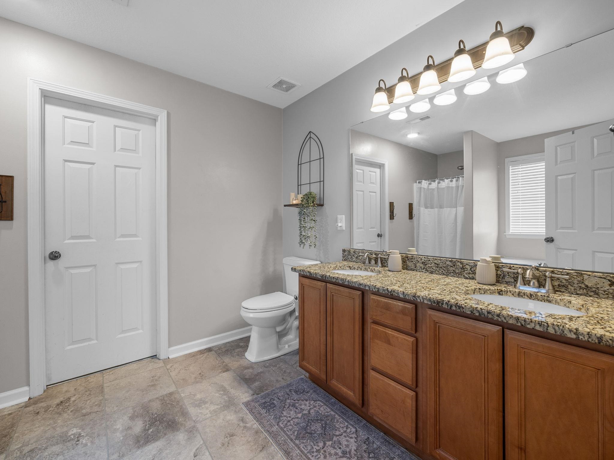 15 Camrose Drive Property Photo 16