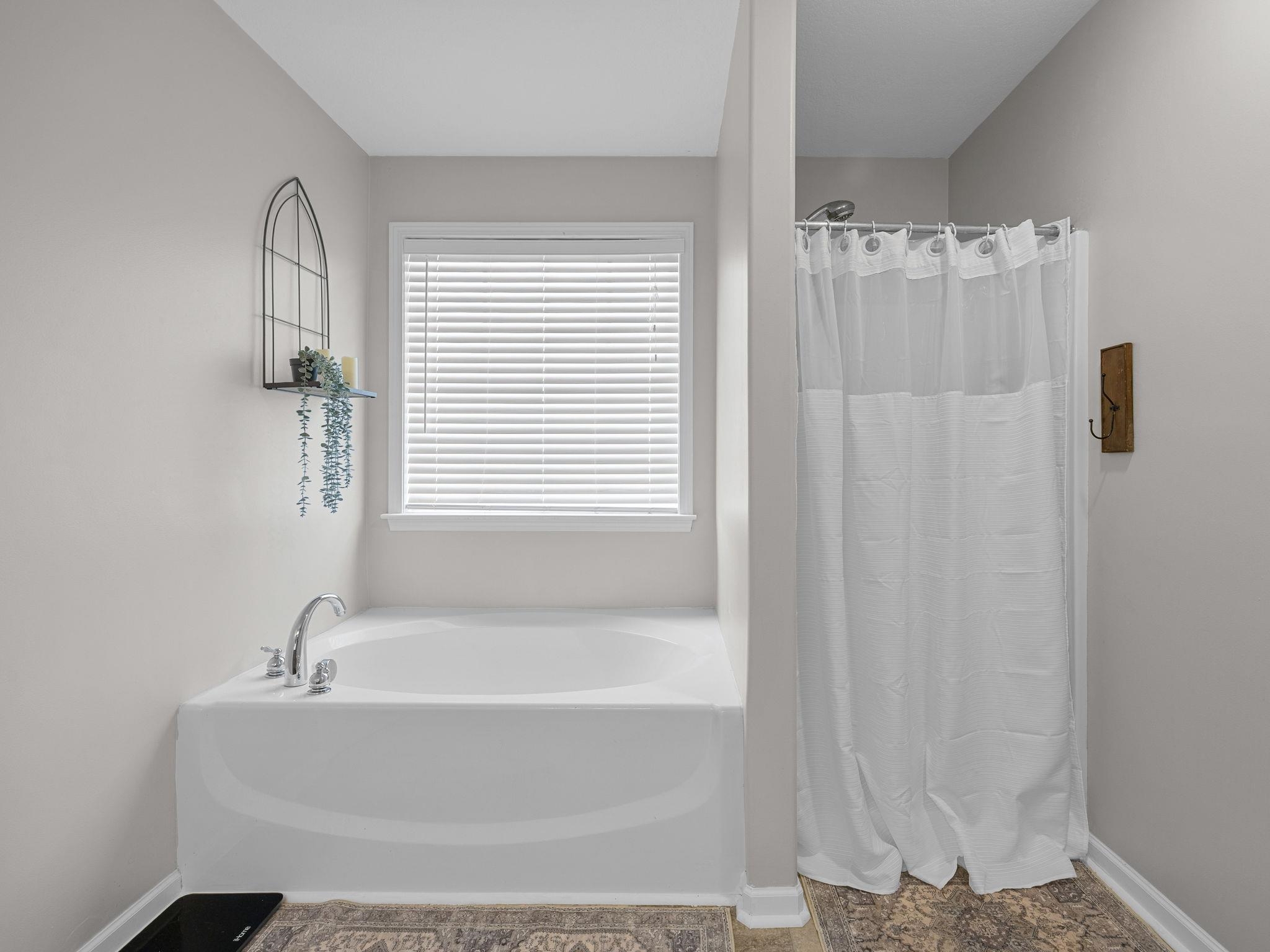 15 Camrose Drive Property Photo 17