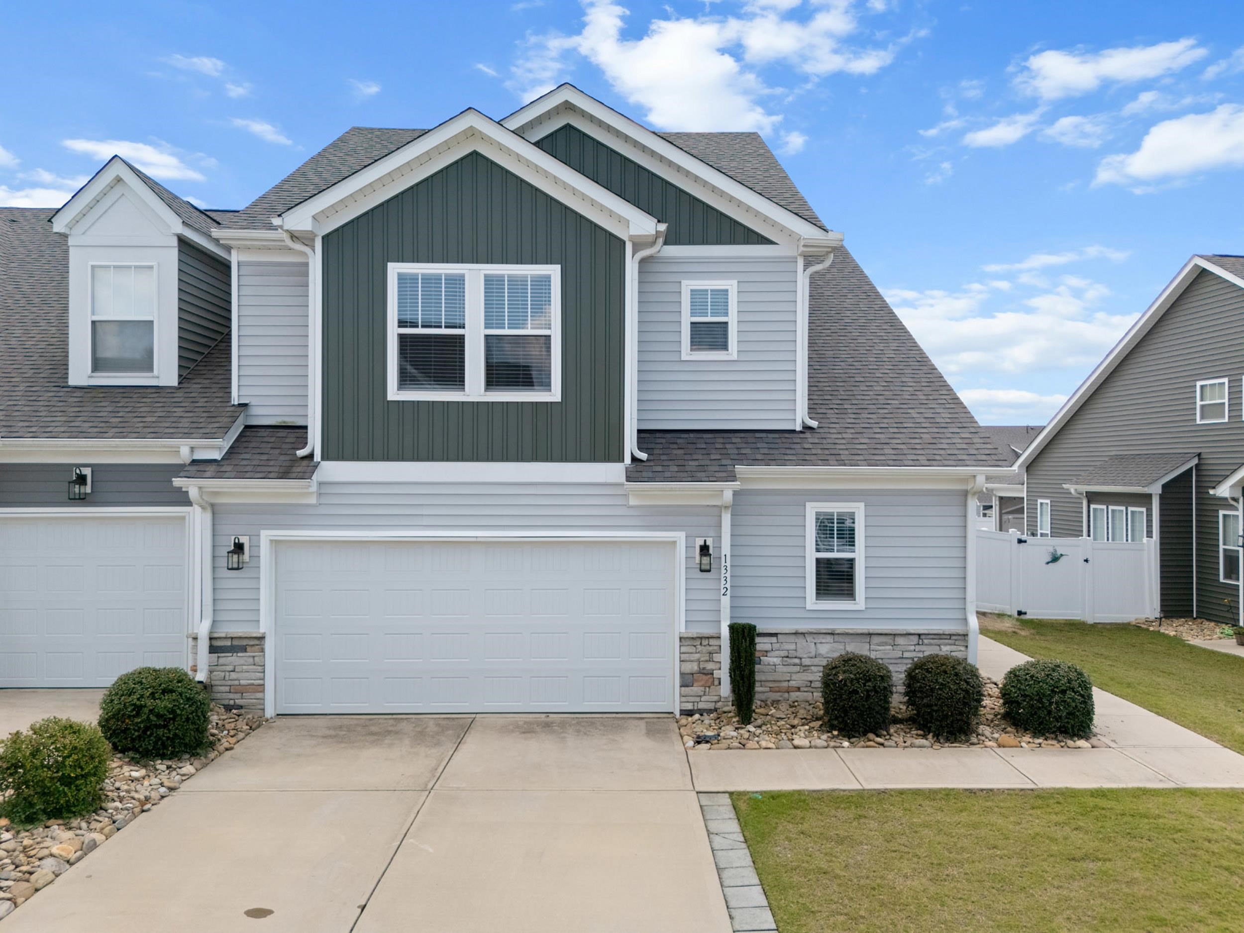 1332 Summer Gold Way Property Photo 1