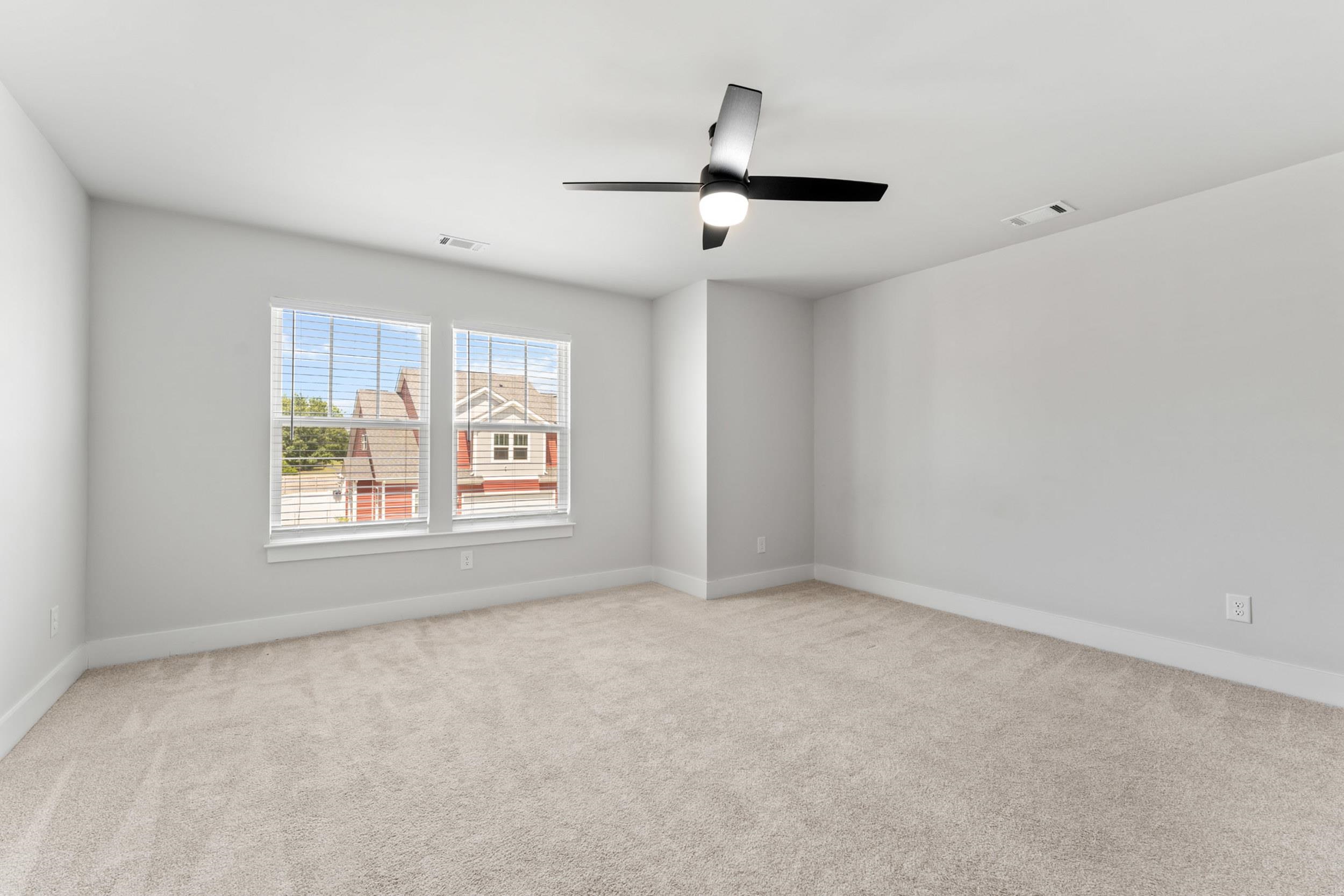 1332 Summer Gold Way Property Photo 27
