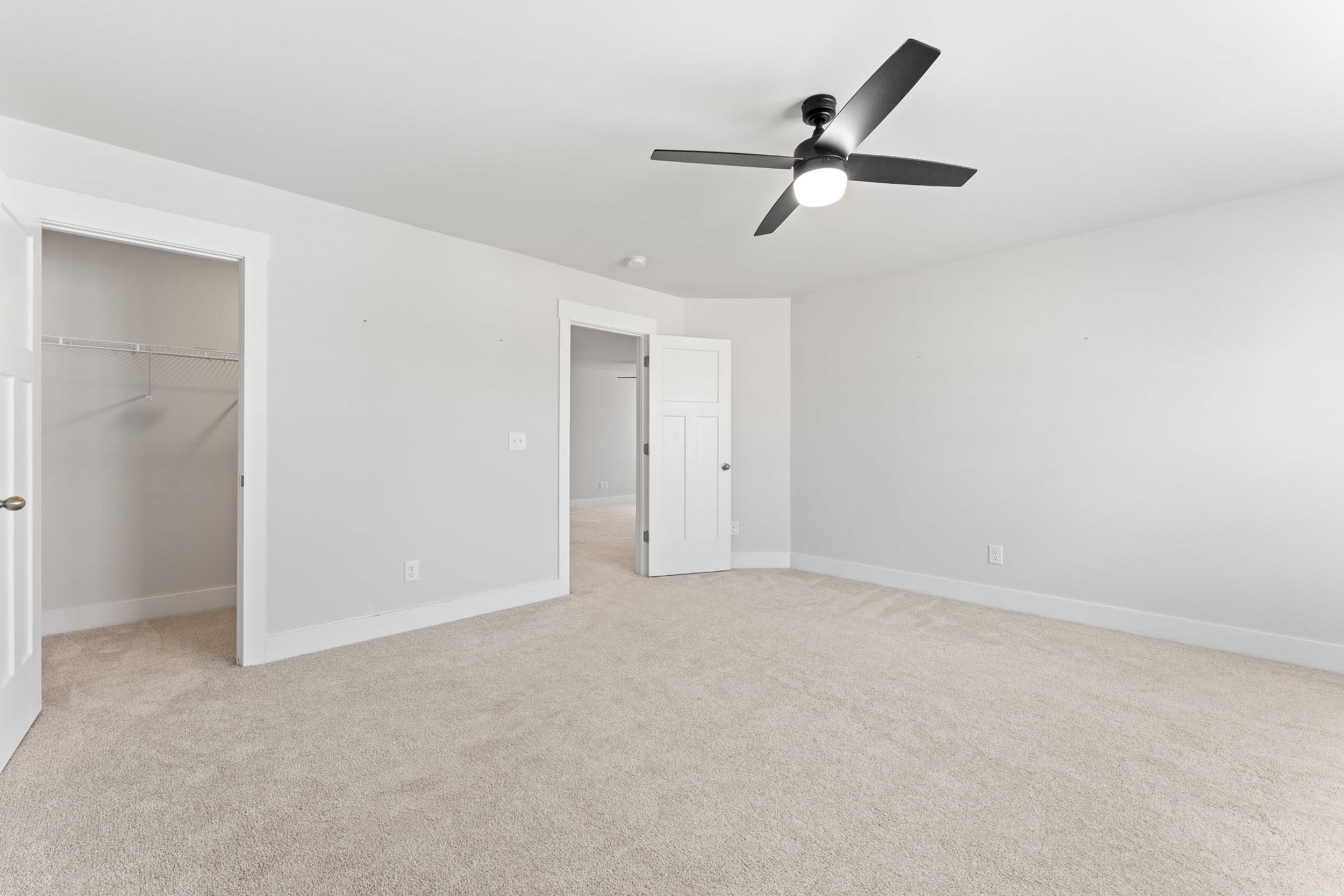 1332 Summer Gold Way Property Photo 28