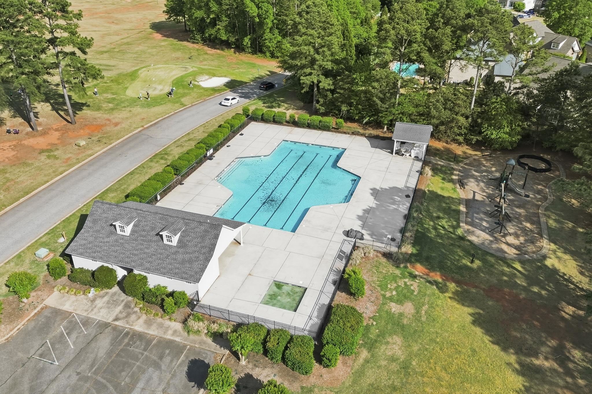 710 Man Of War Court Property Photo 8