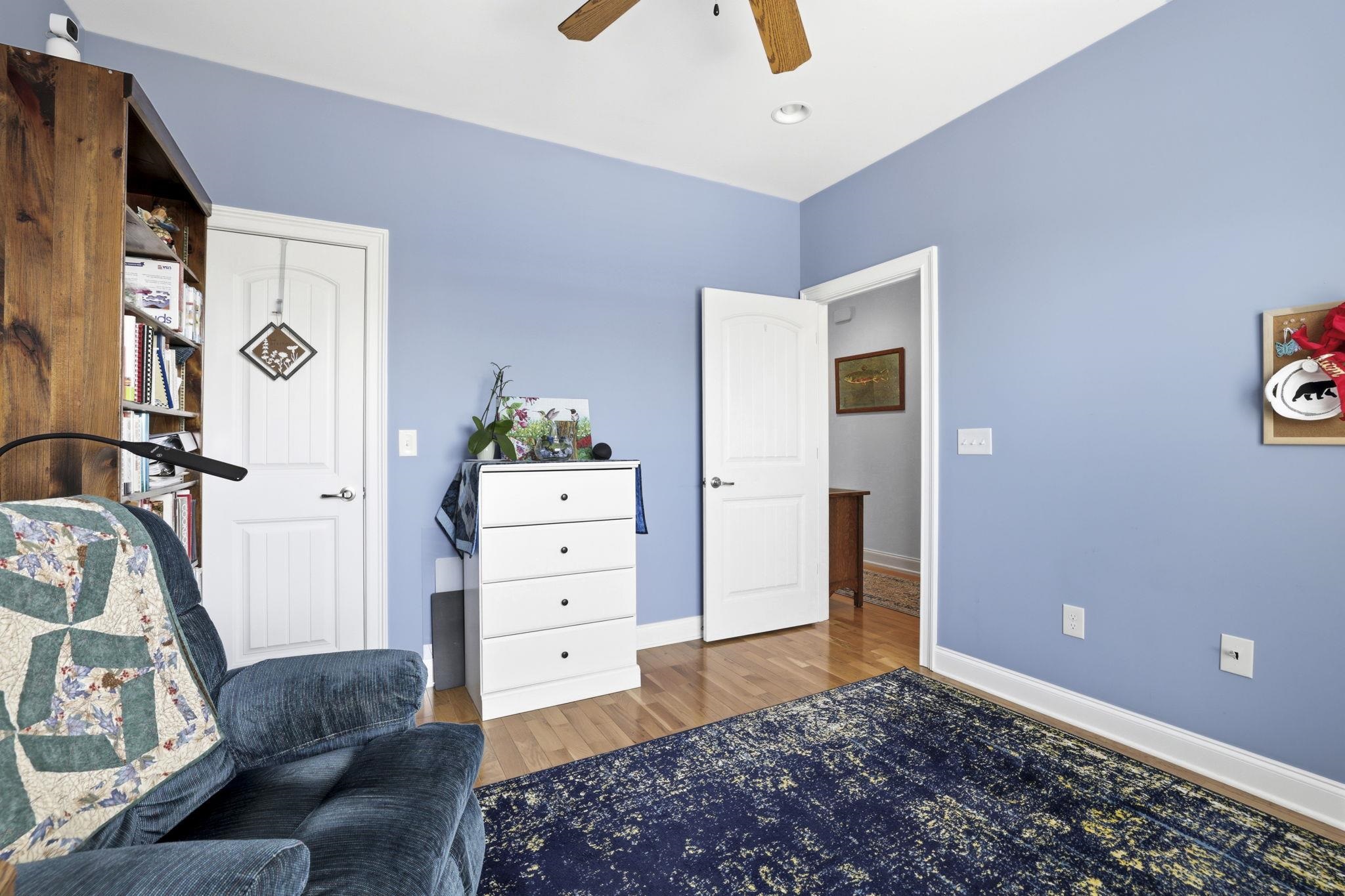 710 Man Of War Court Property Photo 21