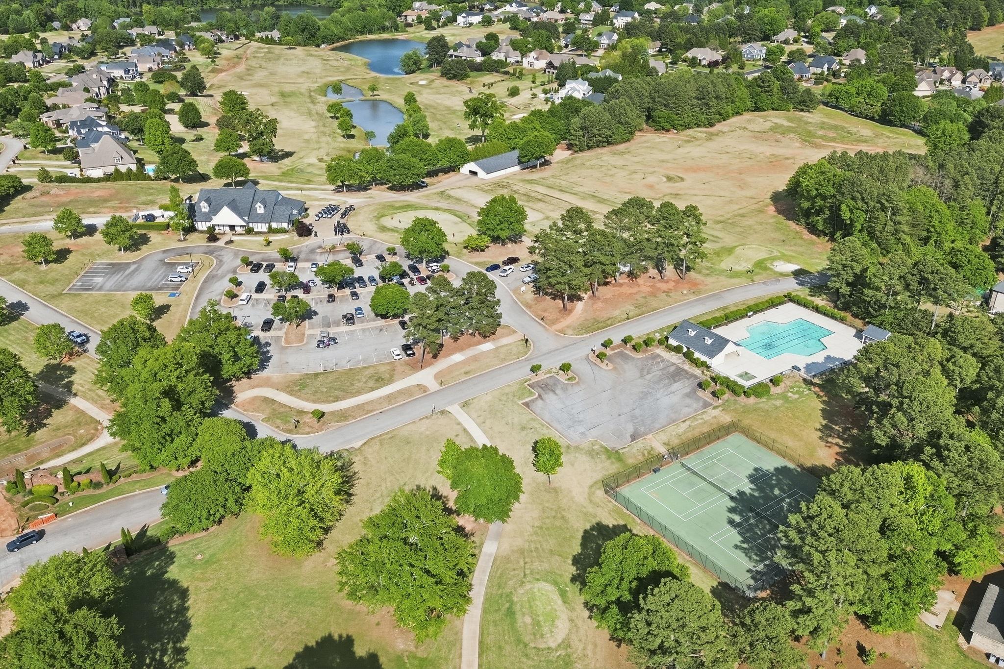 710 Man Of War Court Property Photo 47