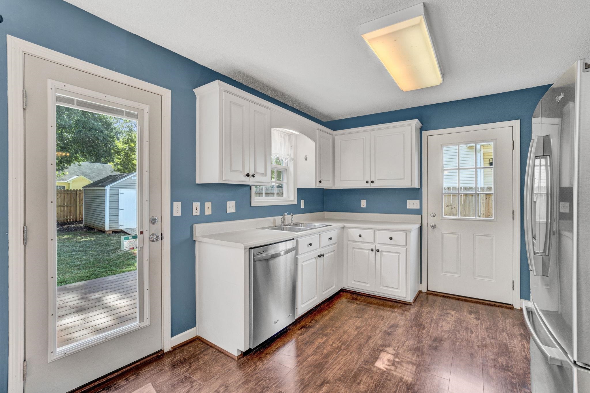 554 Plantation Creek Drive Property Photo 8