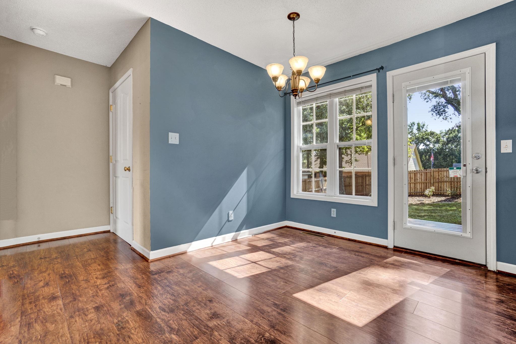 554 Plantation Creek Drive Property Photo 13