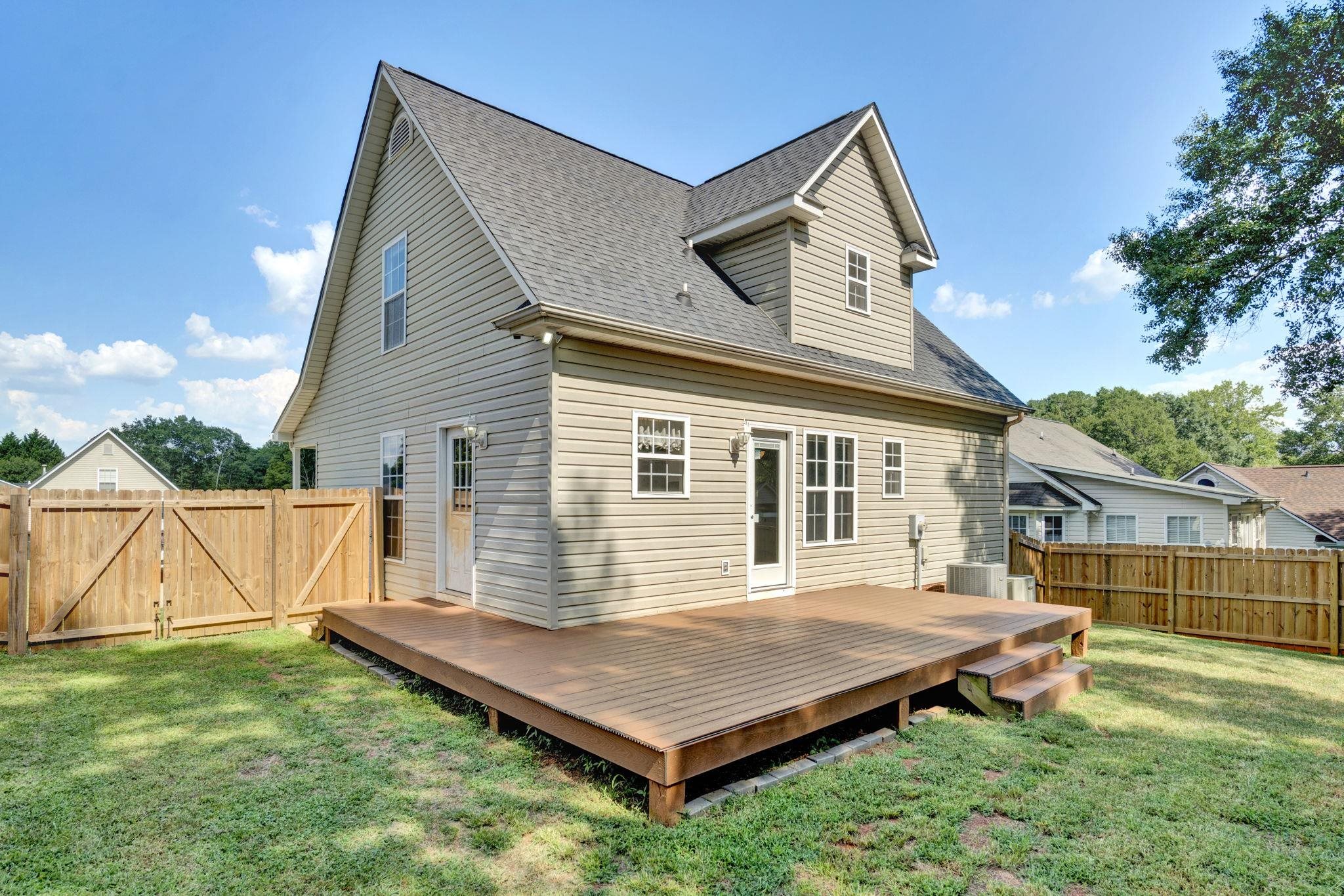 554 Plantation Creek Drive Property Photo 35
