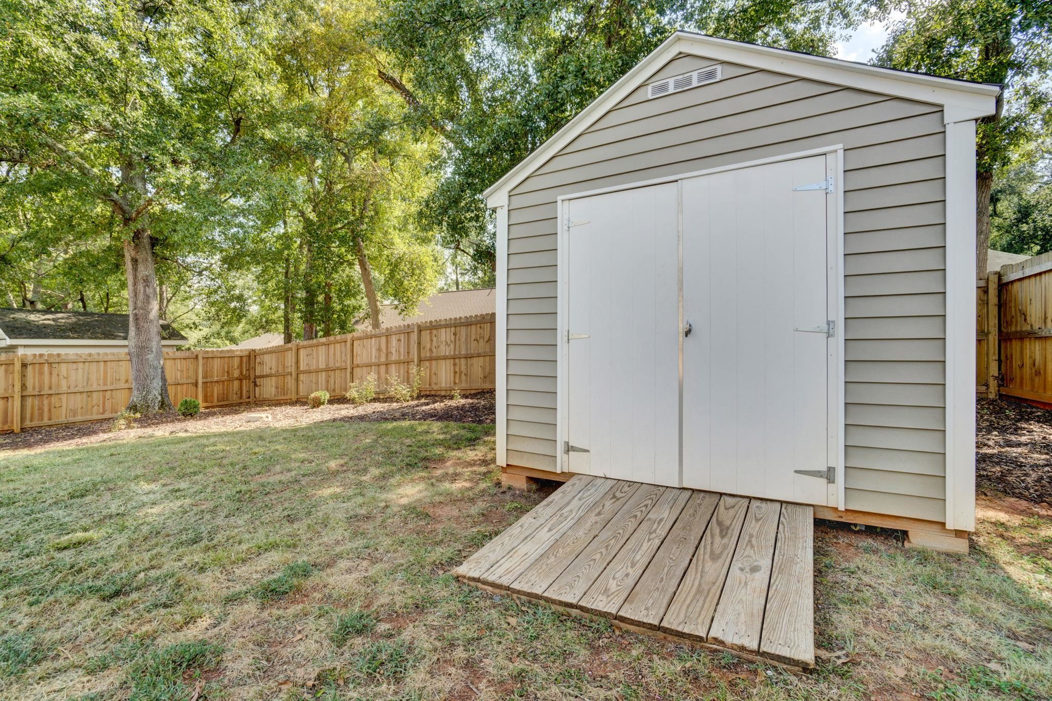 554 Plantation Creek Drive Property Photo 36