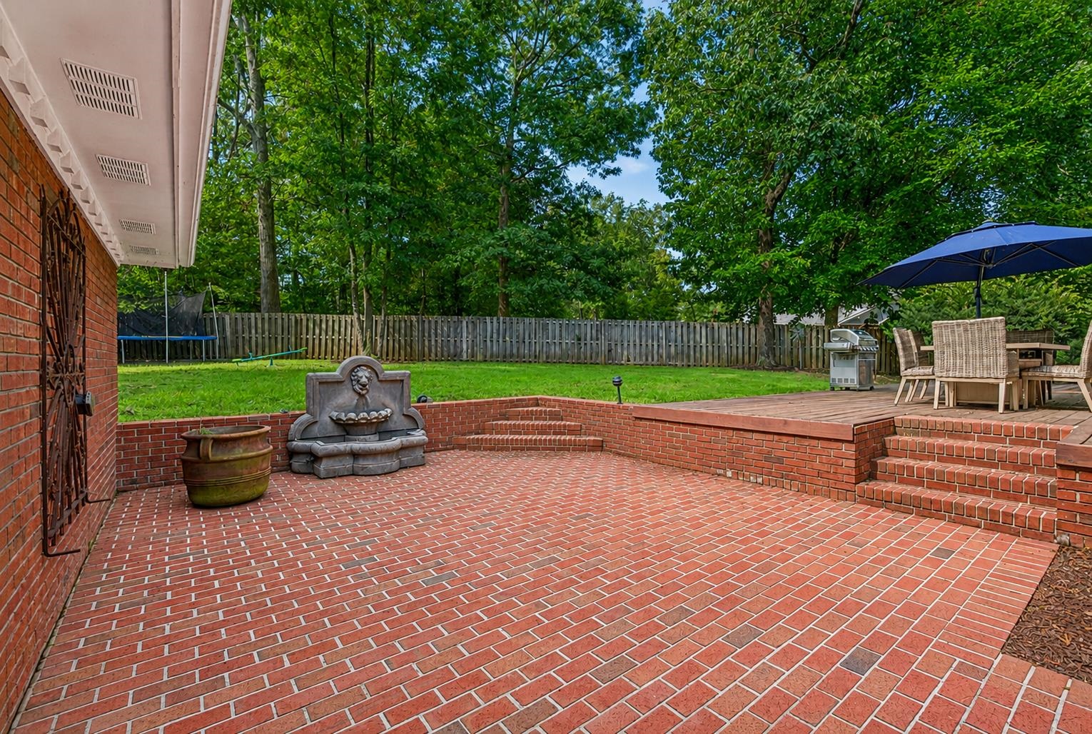 131 Woodridge Drive Property Photo 4