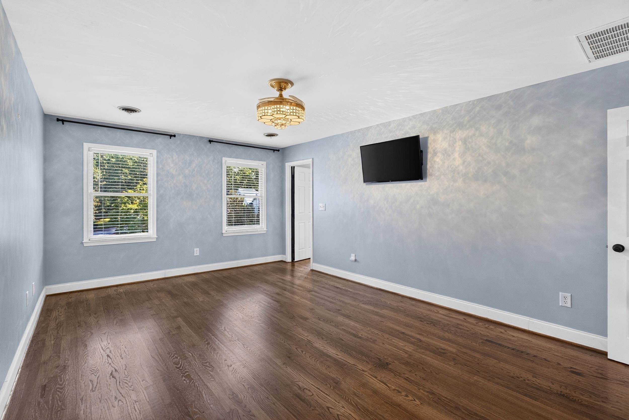 131 Woodridge Drive Property Photo 33