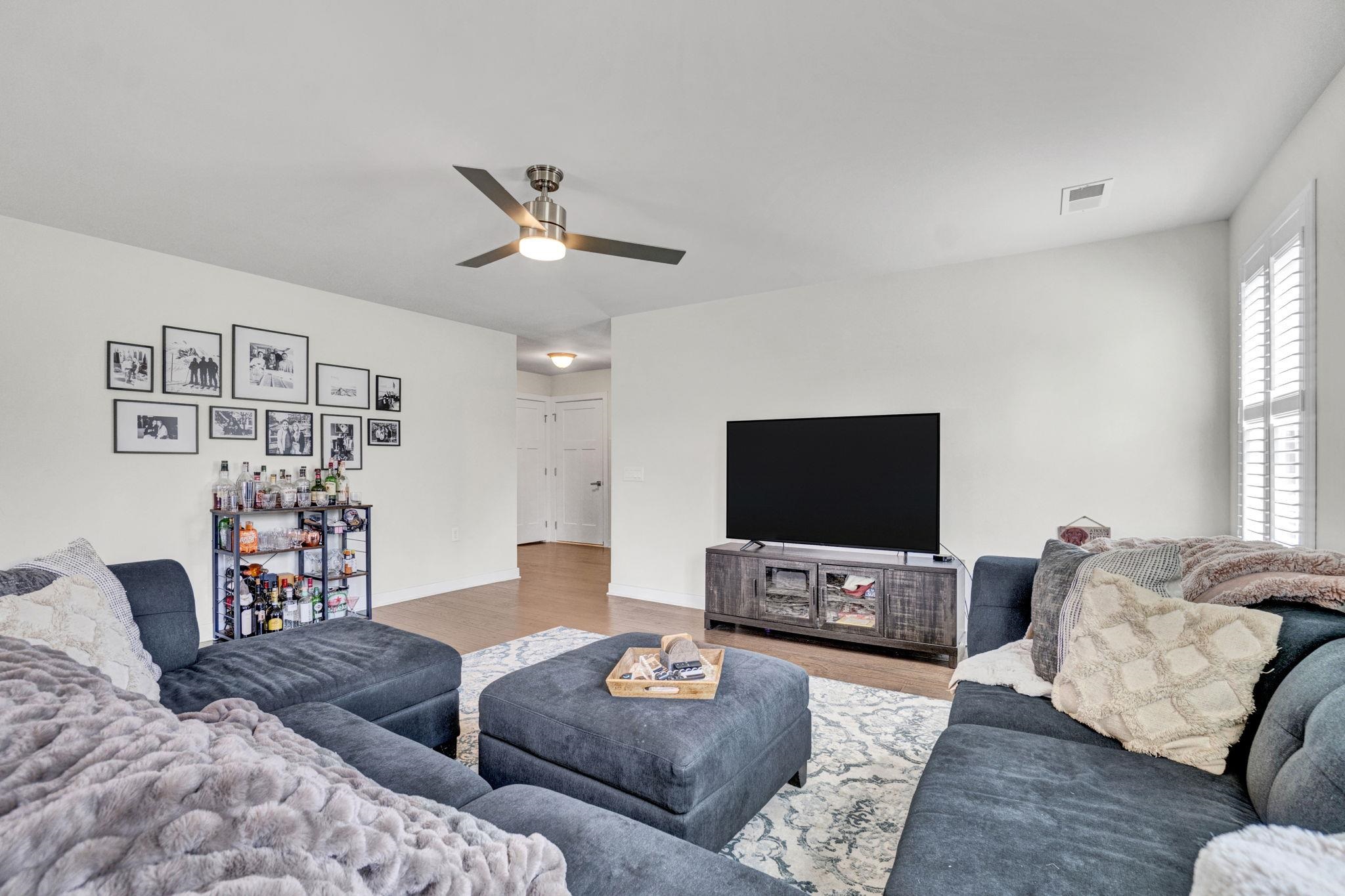 509 Harwood Court Property Photo 3