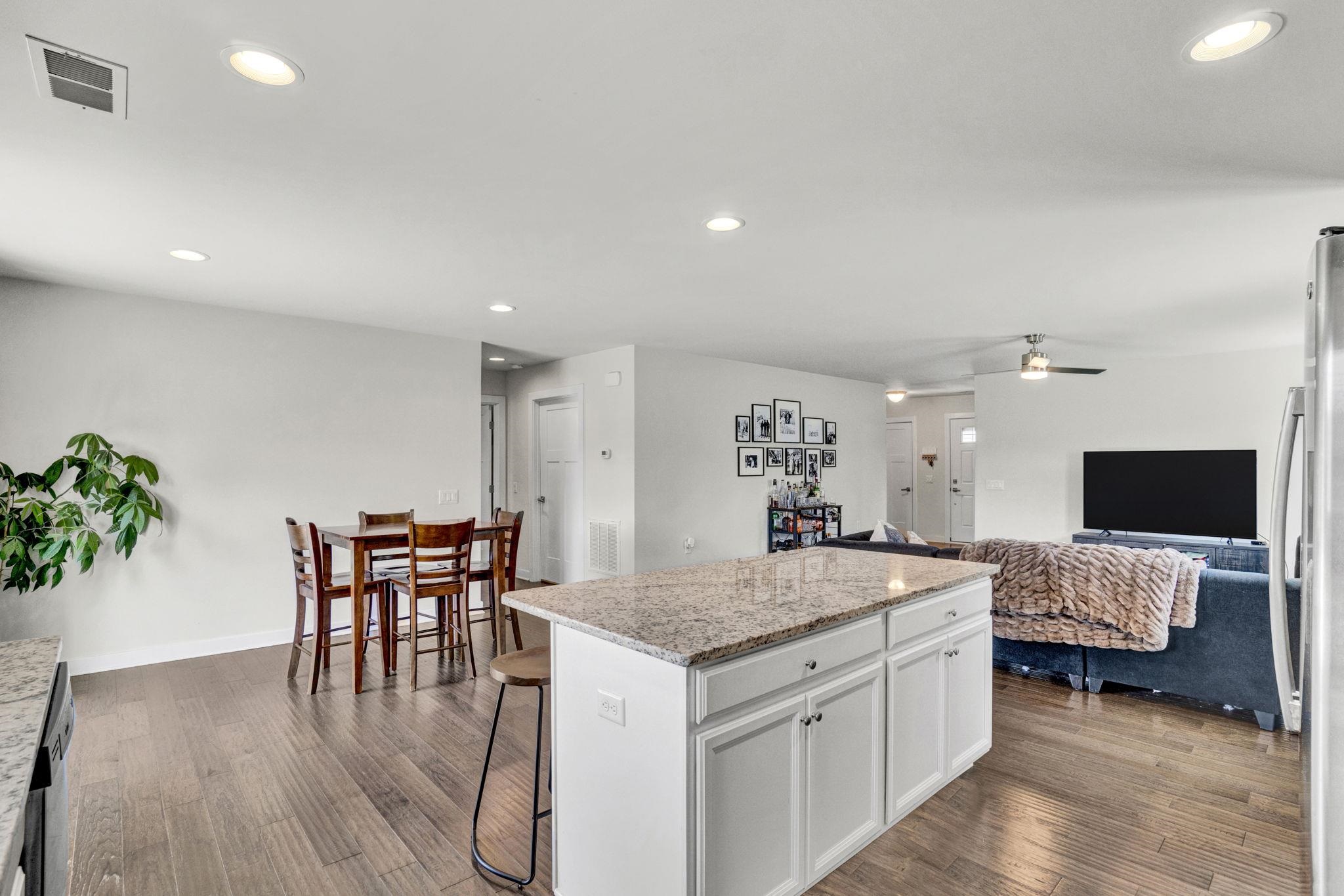 509 Harwood Court Property Photo 8