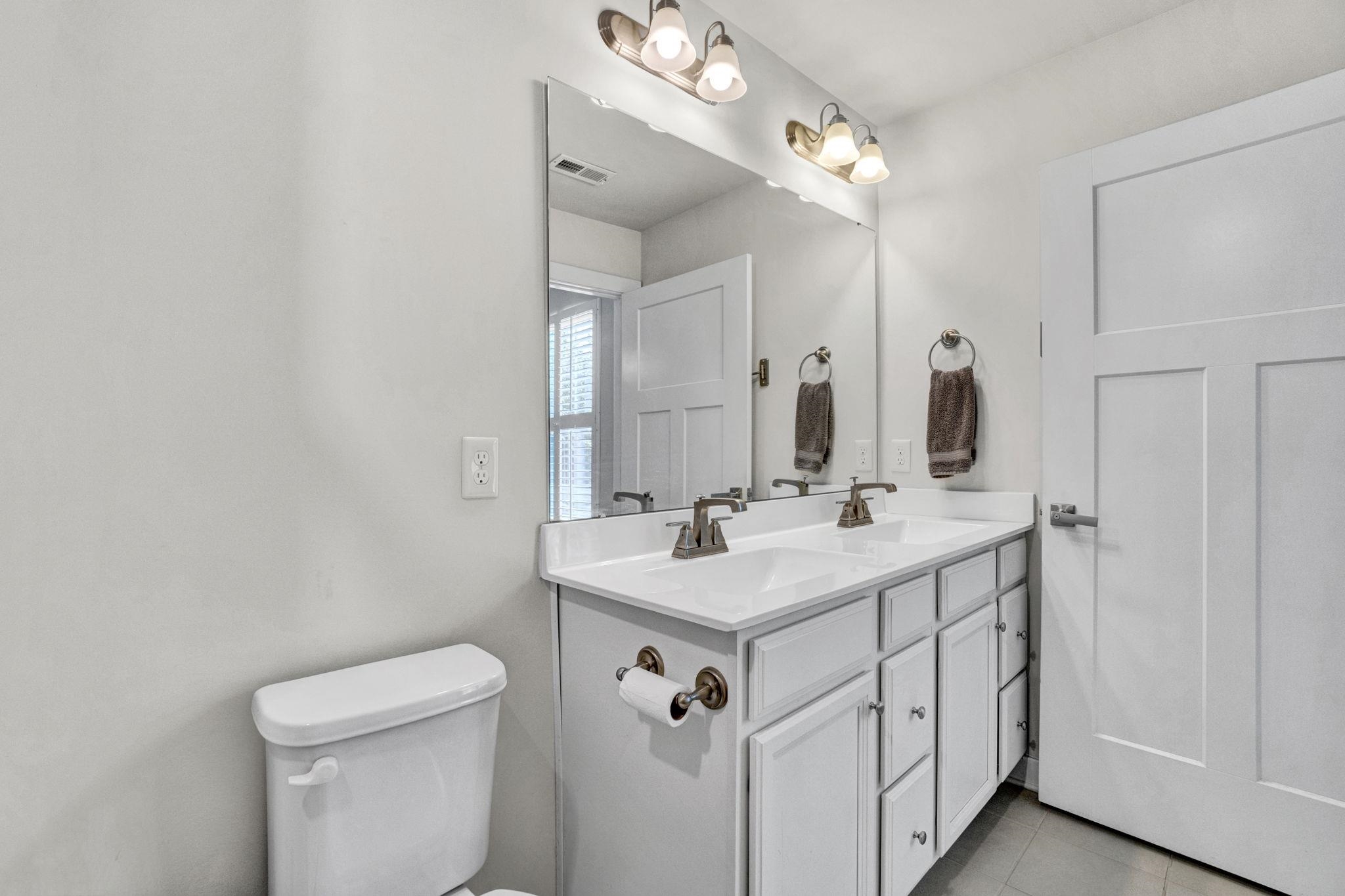 509 Harwood Court Property Photo 14
