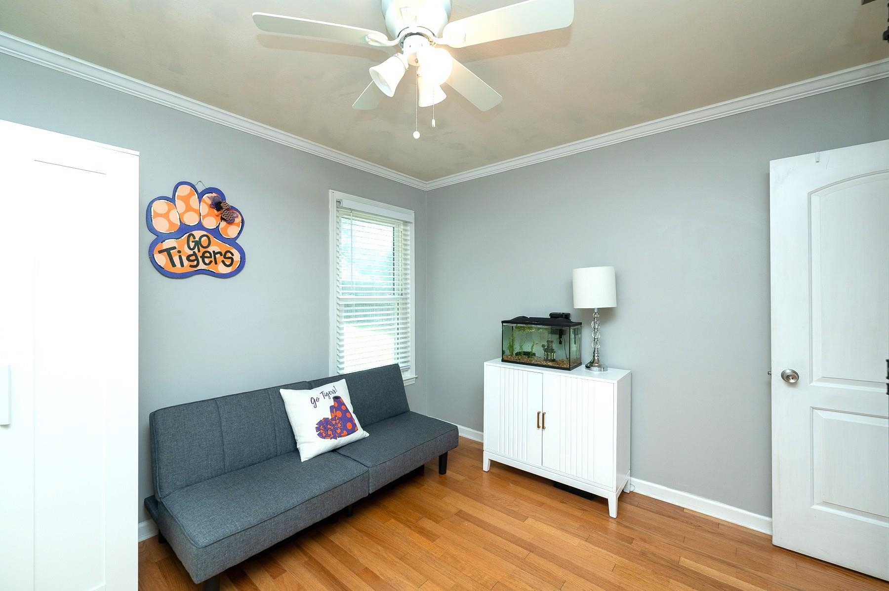 10 Meadowview Drive Property Photo 18