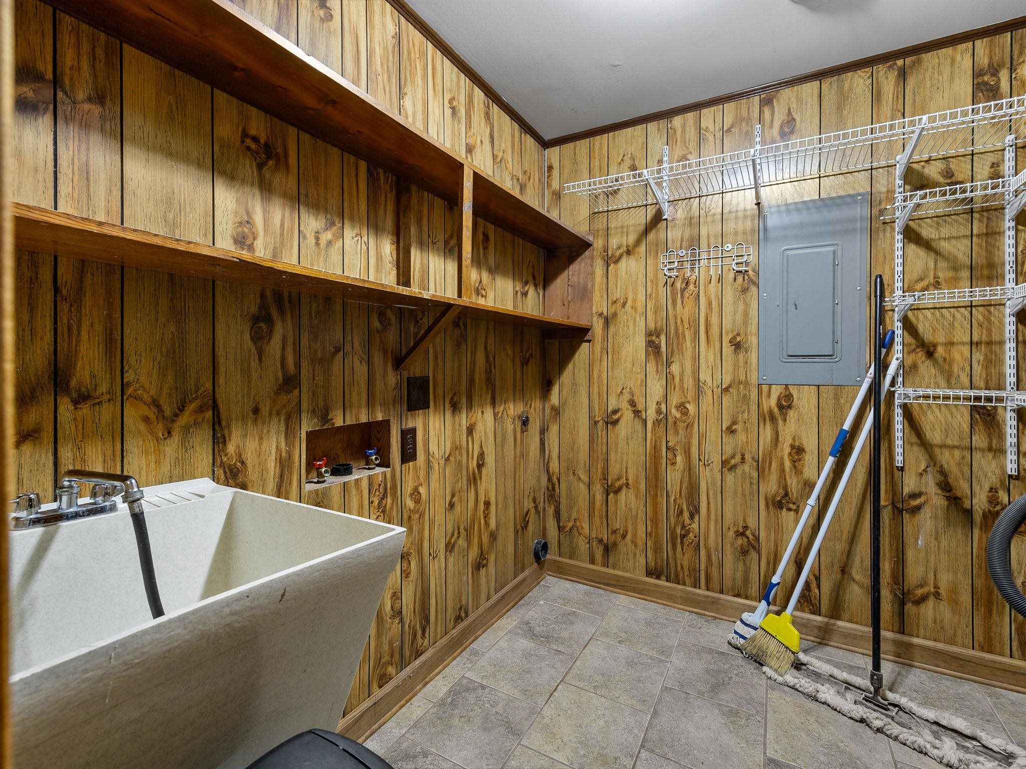 1032 Fairview Church Circle Property Photo 16