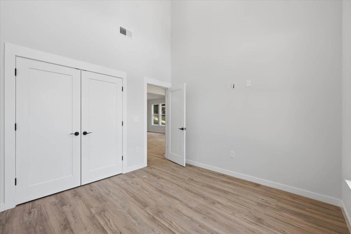 583 Bee Street Property Photo 13