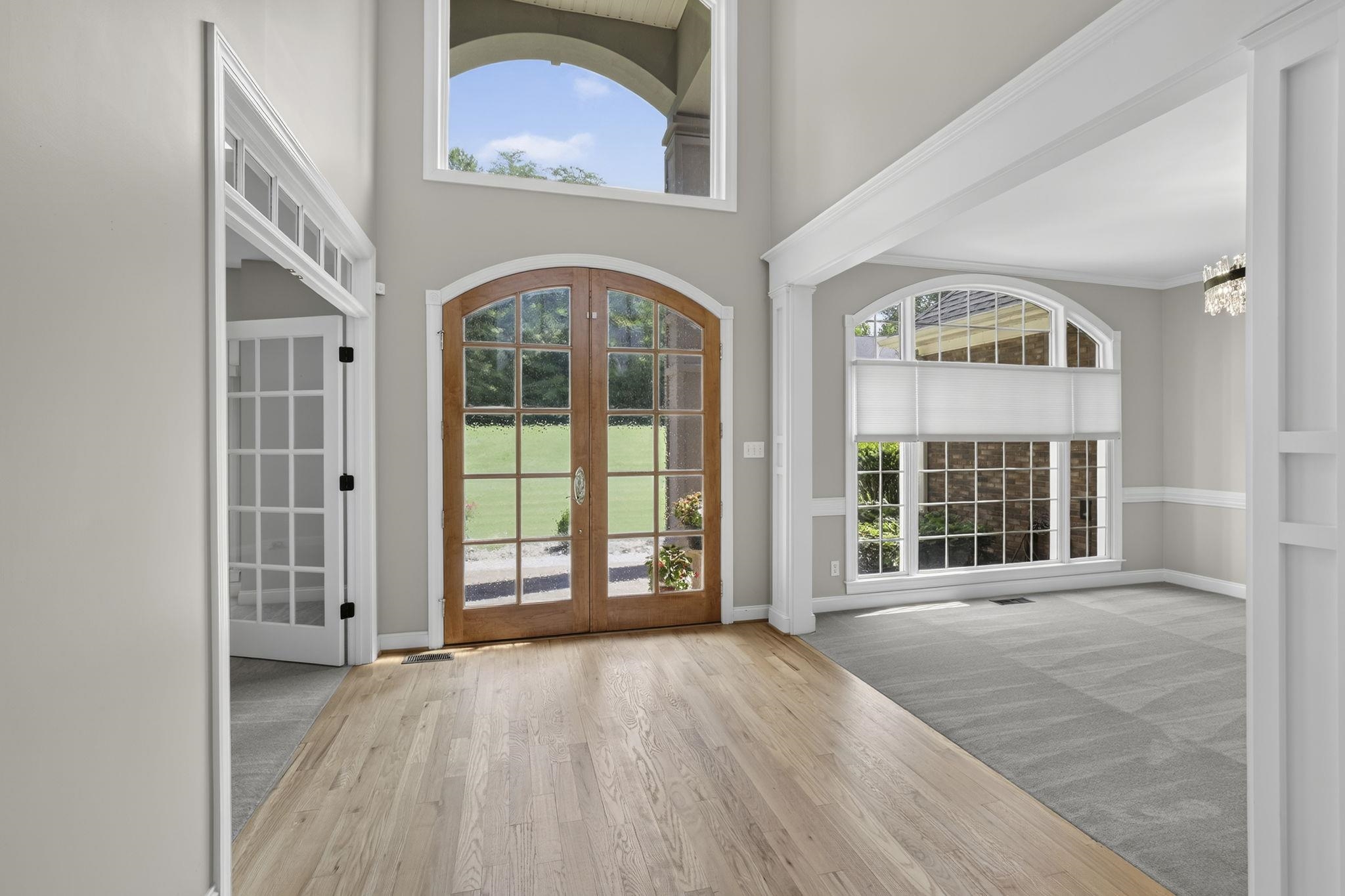 227 Woodlake Drive Property Photo 9