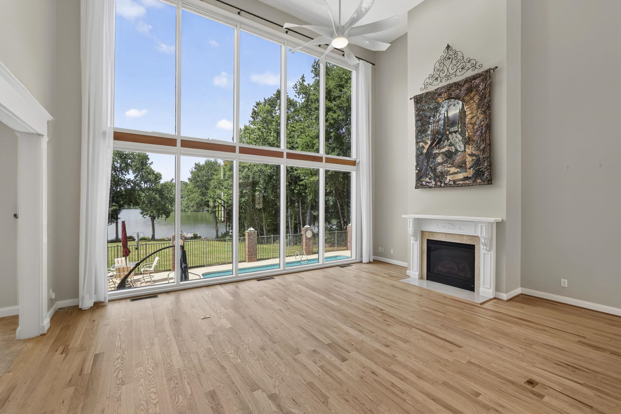 227 Woodlake Drive Property Photo 11
