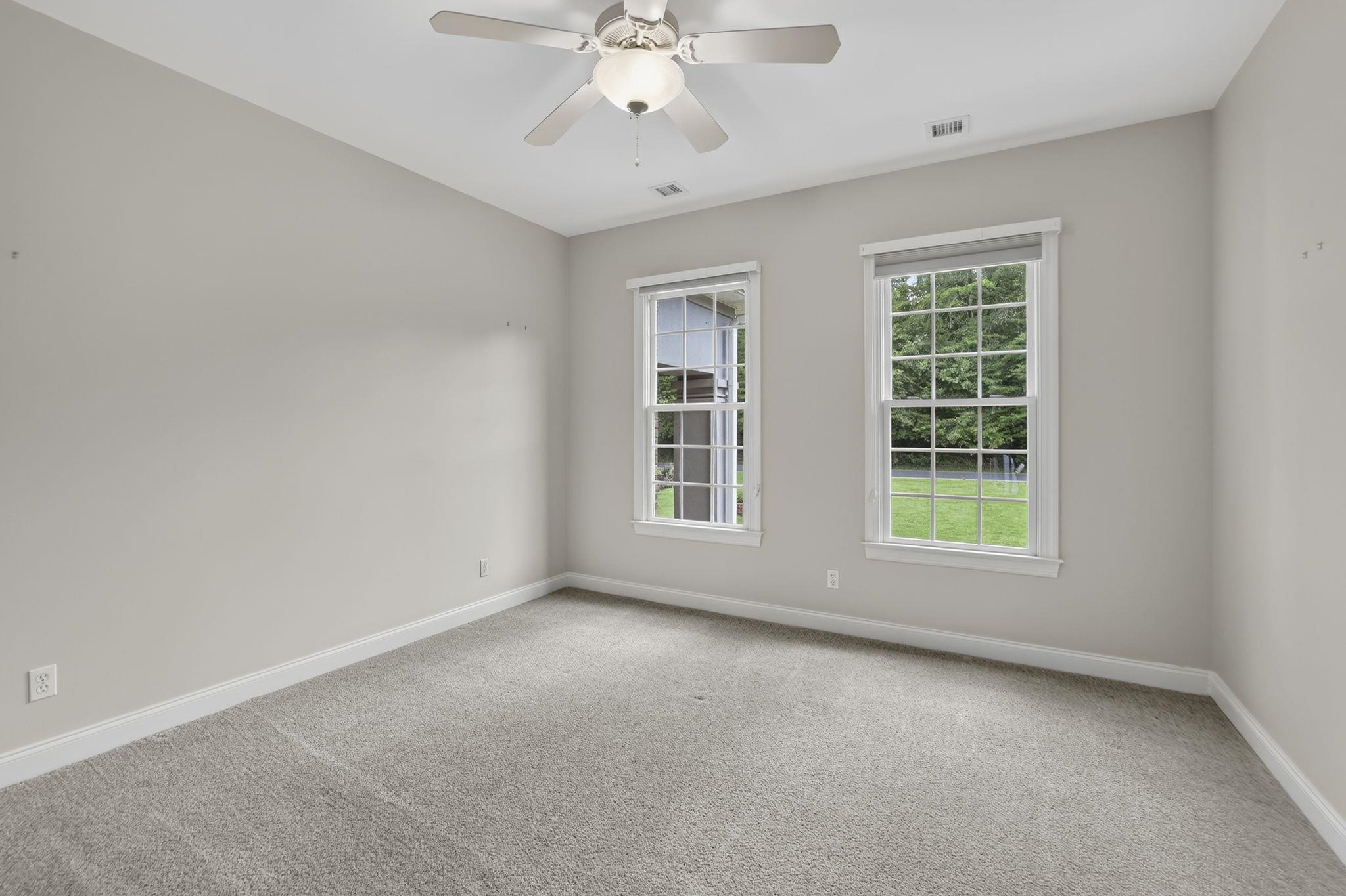 227 Woodlake Drive Property Photo 32