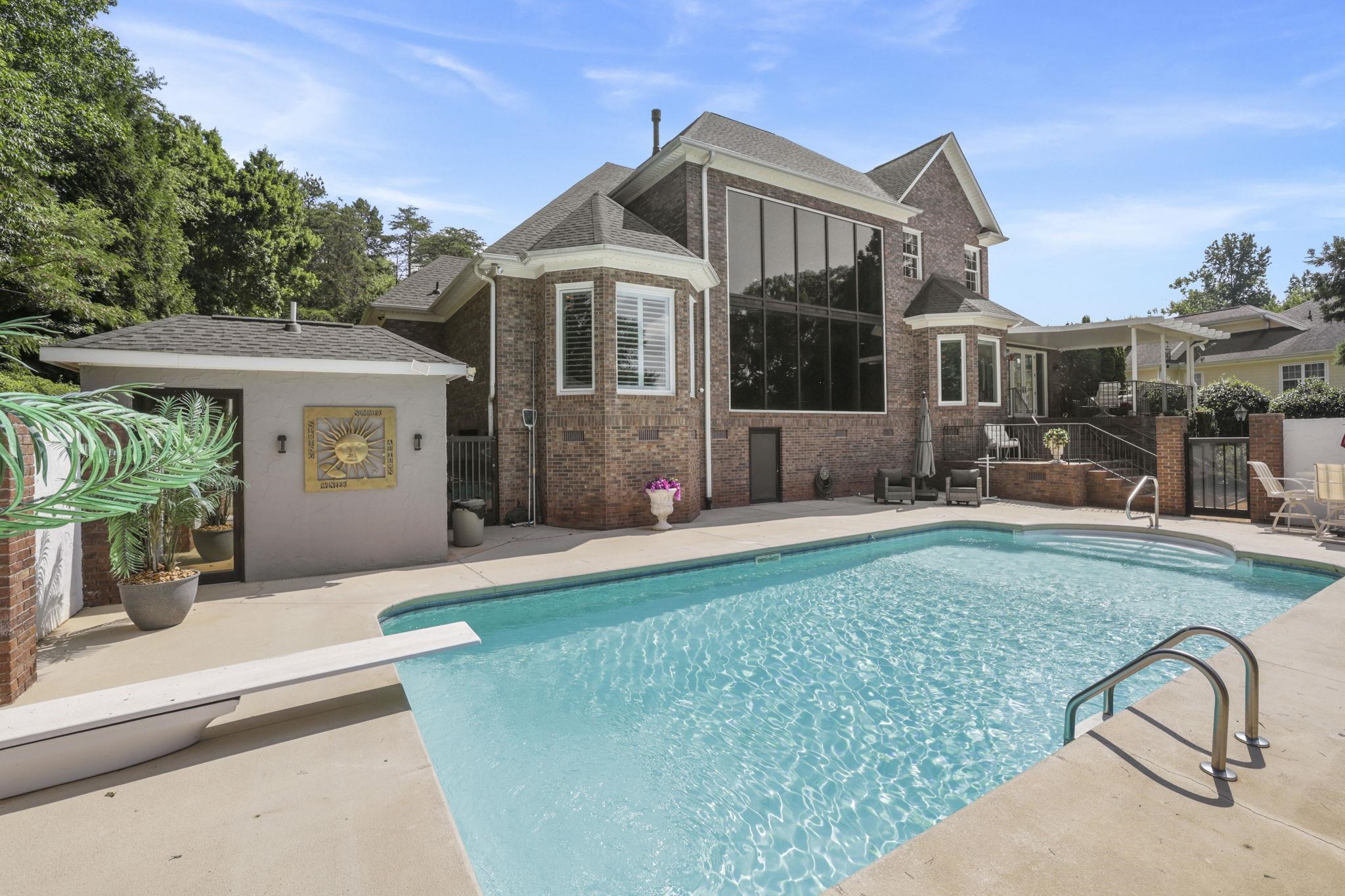 227 Woodlake Drive Property Photo 37