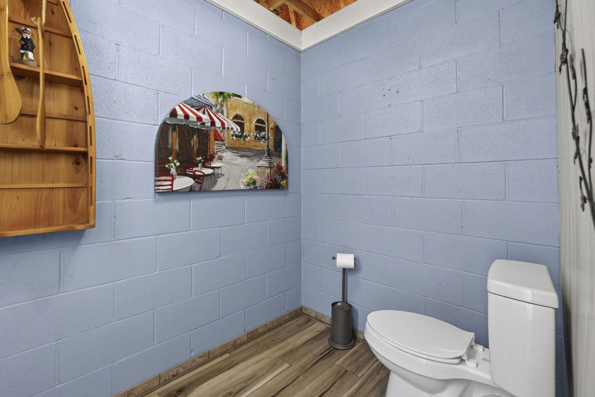 227 Woodlake Drive Property Photo 39