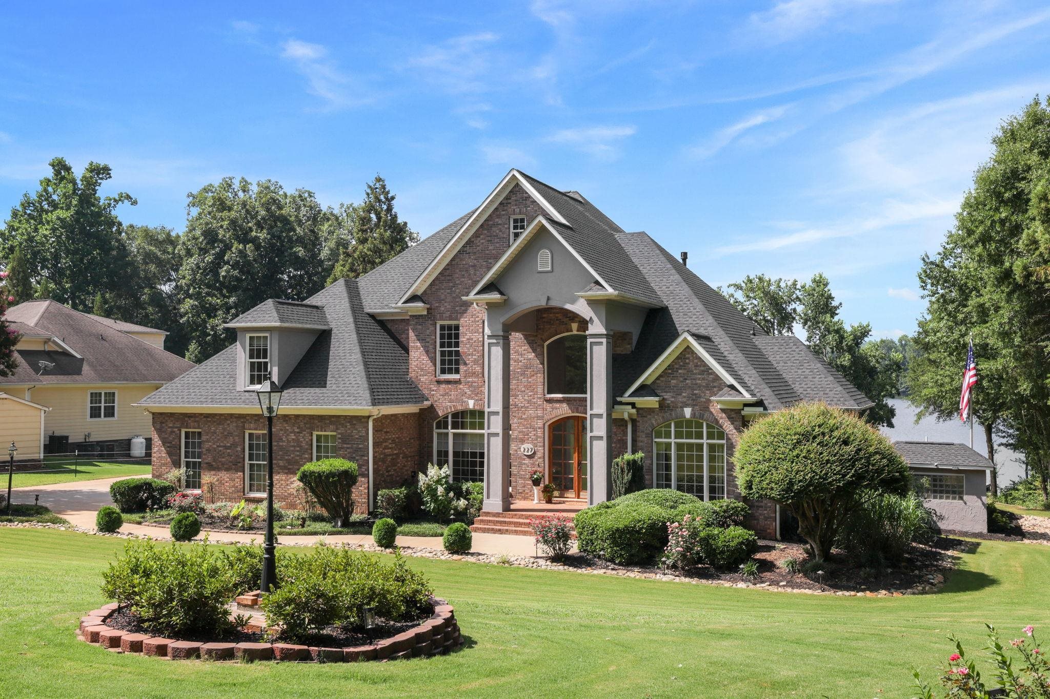 227 Woodlake Drive Property Photo 44
