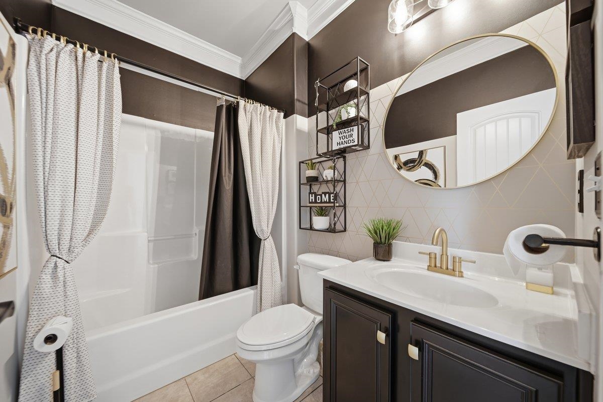 536 W Saddletree Drive Property Photo 7