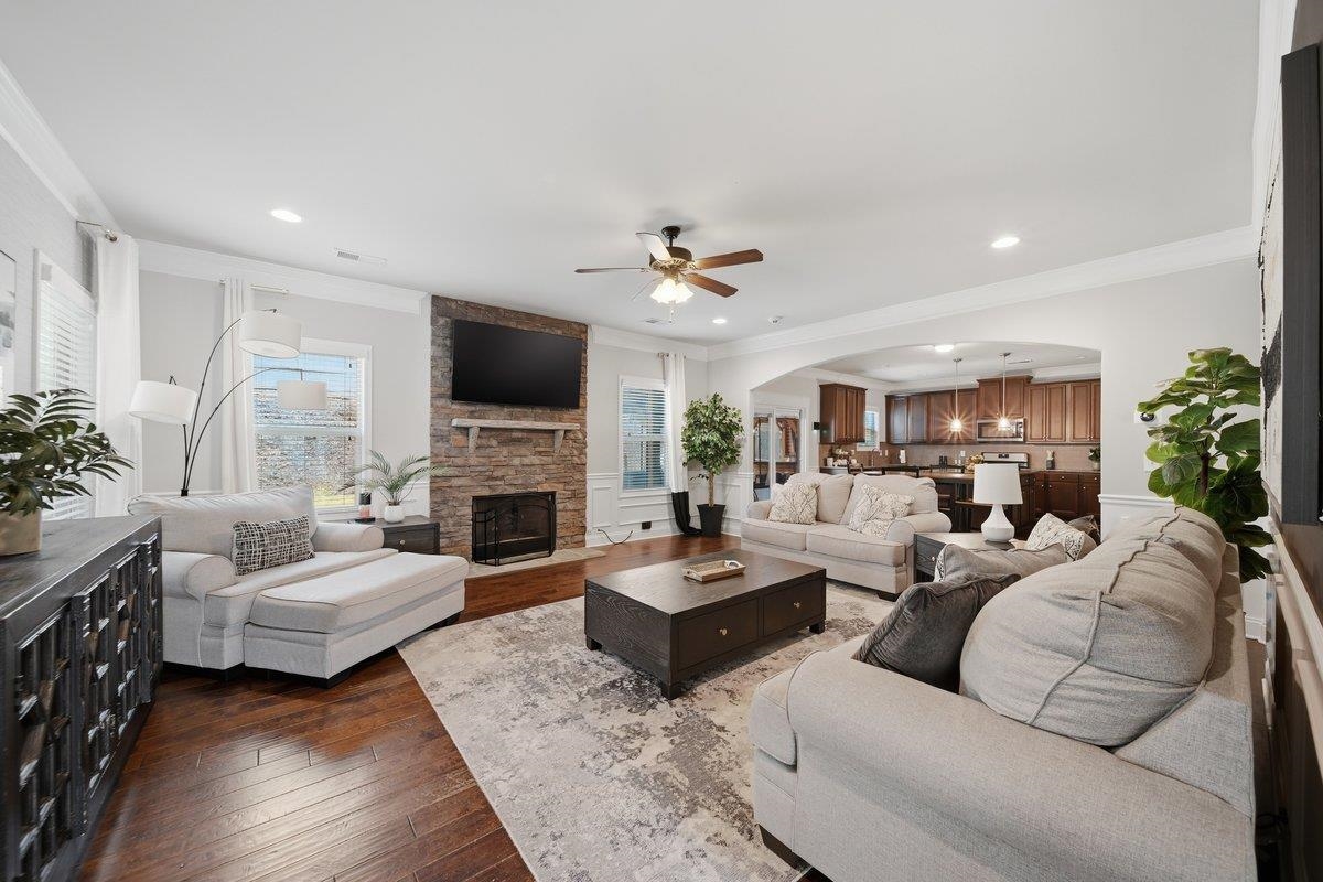 536 W Saddletree Drive Property Photo 10