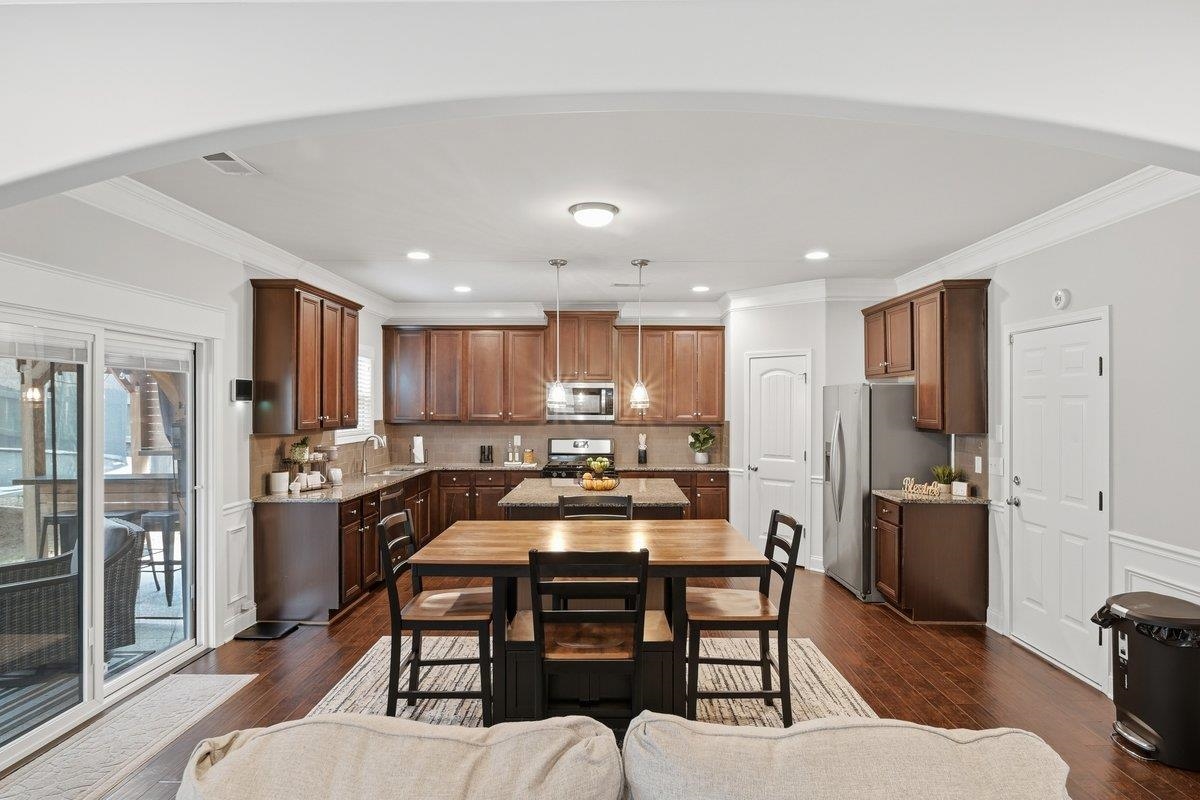 536 W Saddletree Drive Property Photo 14