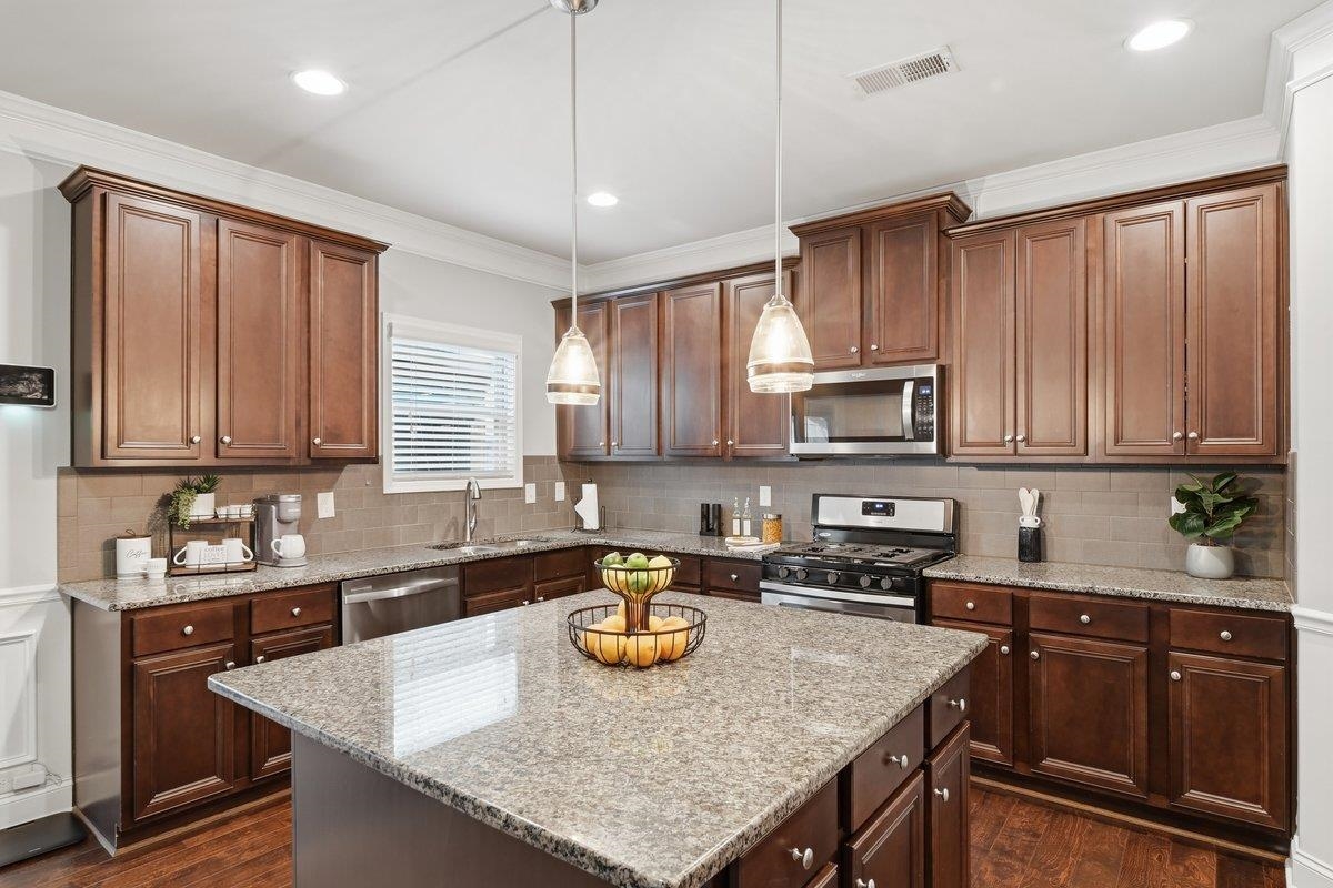 536 W Saddletree Drive Property Photo 15