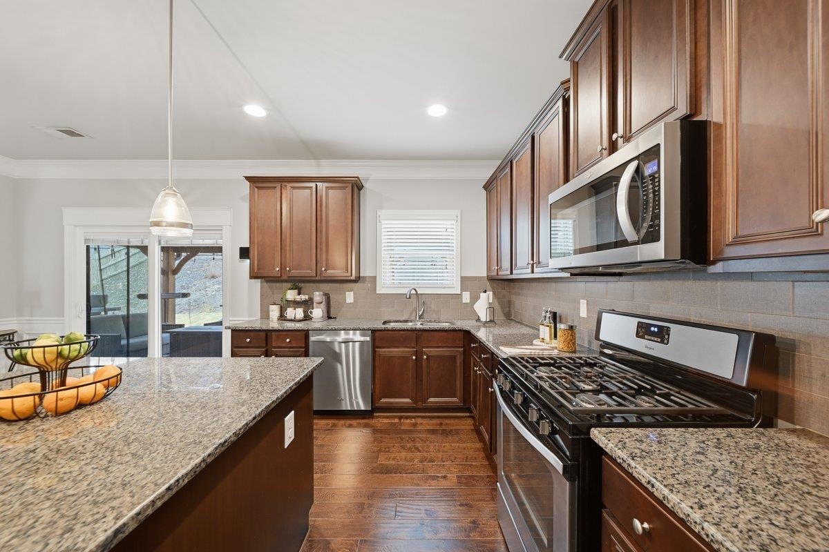 536 W Saddletree Drive Property Photo 16