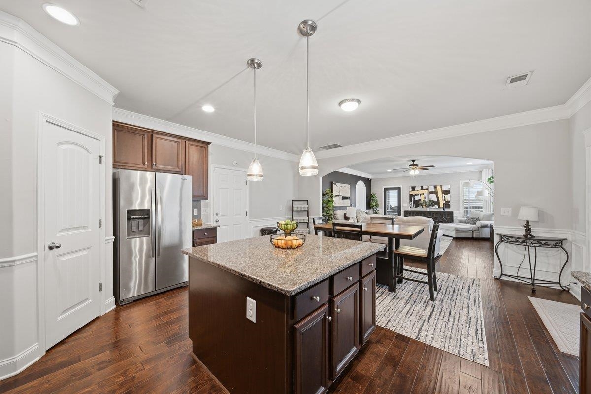 536 W Saddletree Drive Property Photo 17