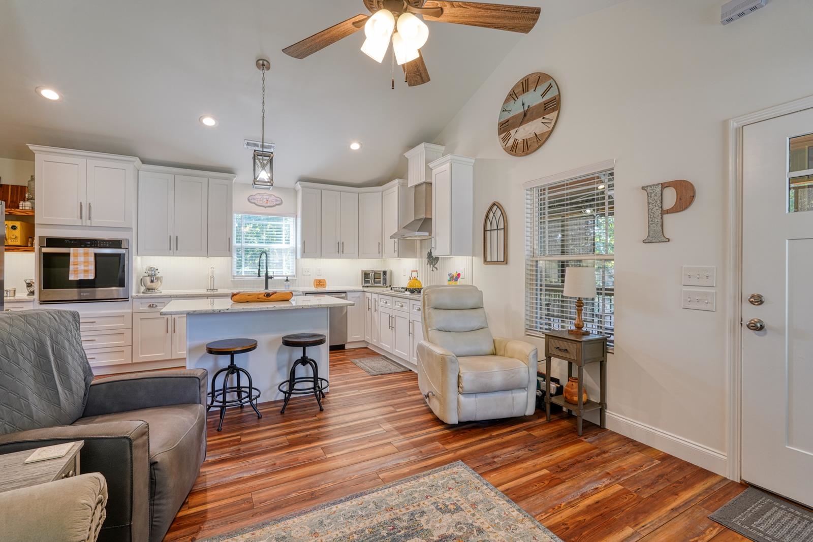 319 Peachtree Road Property Photo 8