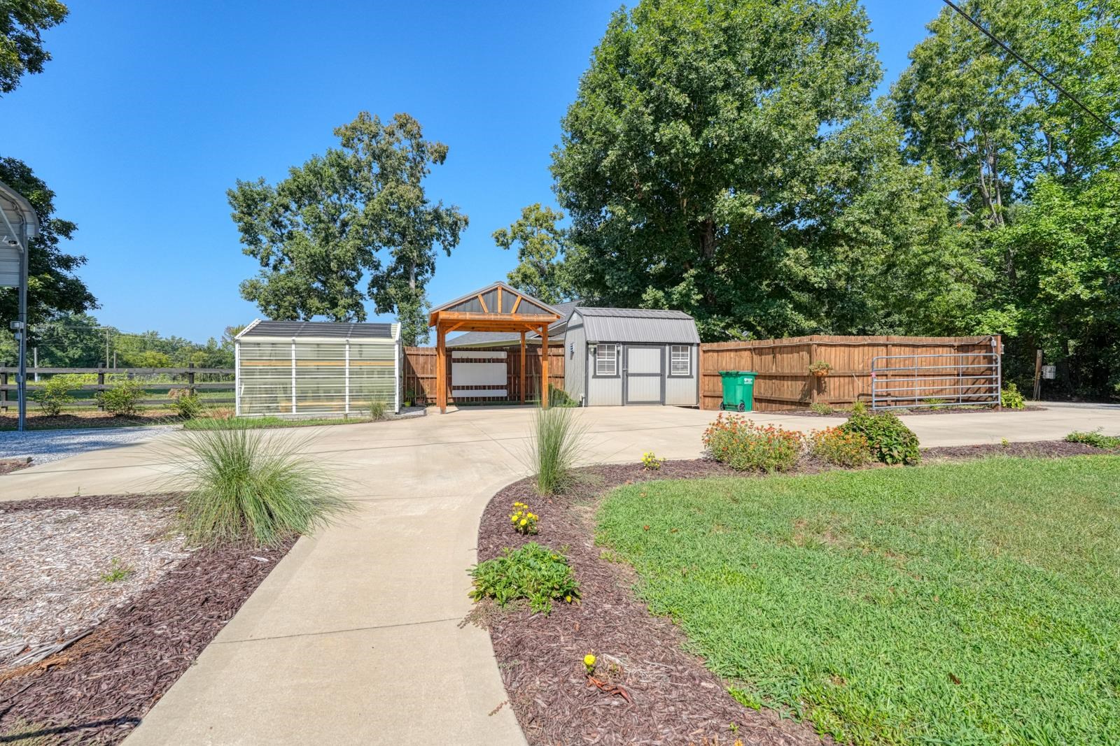 319 Peachtree Road Property Photo 30