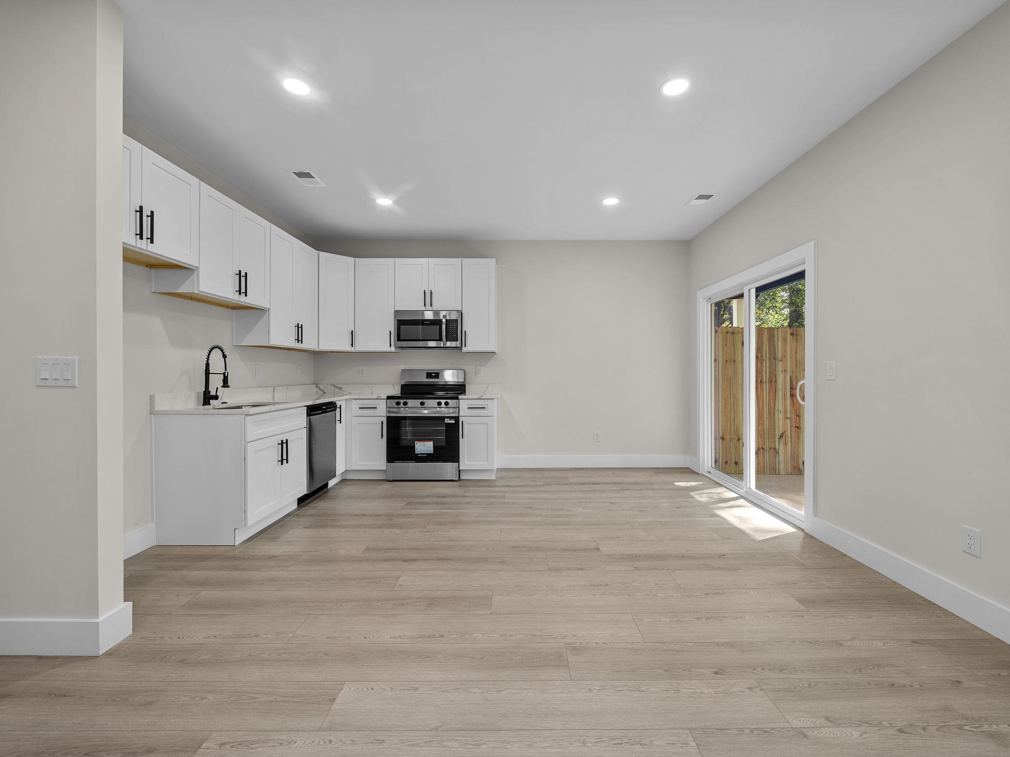 341457 Property Photo 24