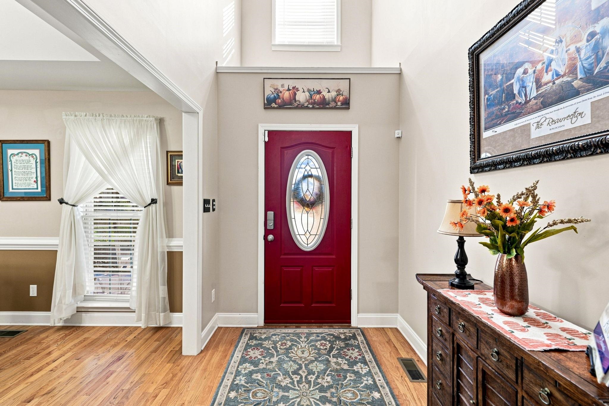 209 Roundstone Drive Property Photo 10