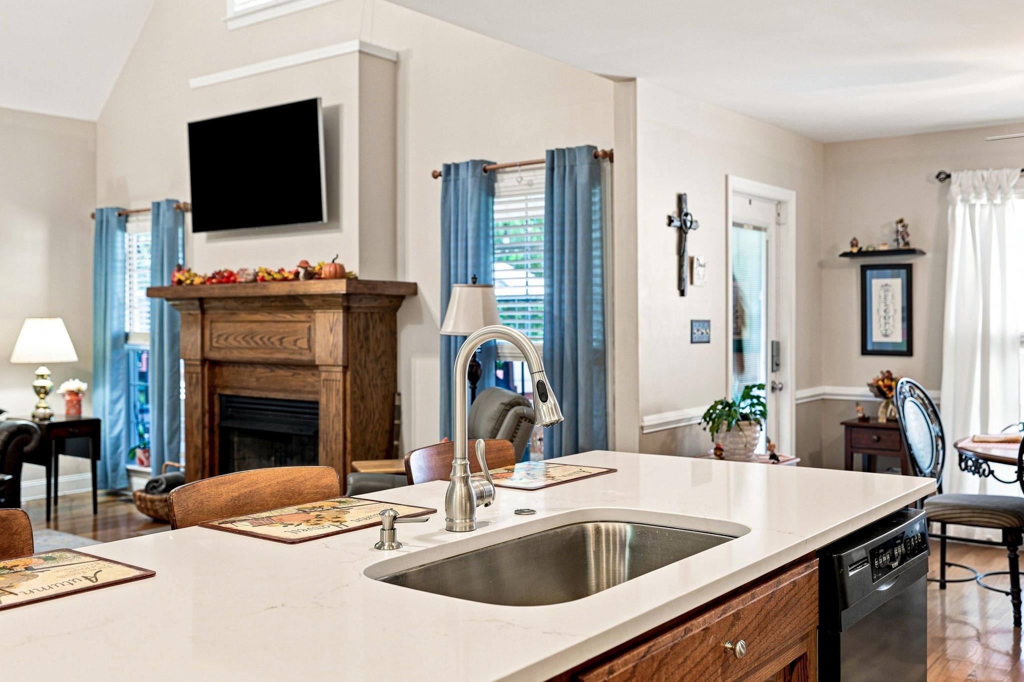 209 Roundstone Drive Property Photo 17