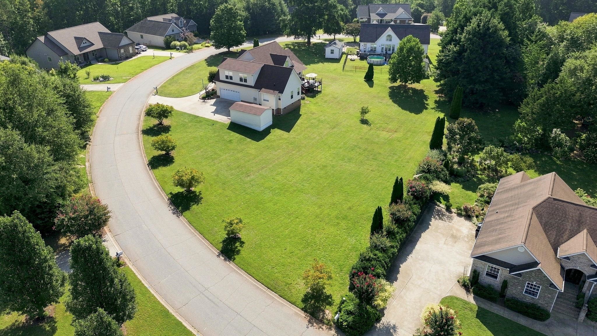 209 Roundstone Drive Property Photo 49