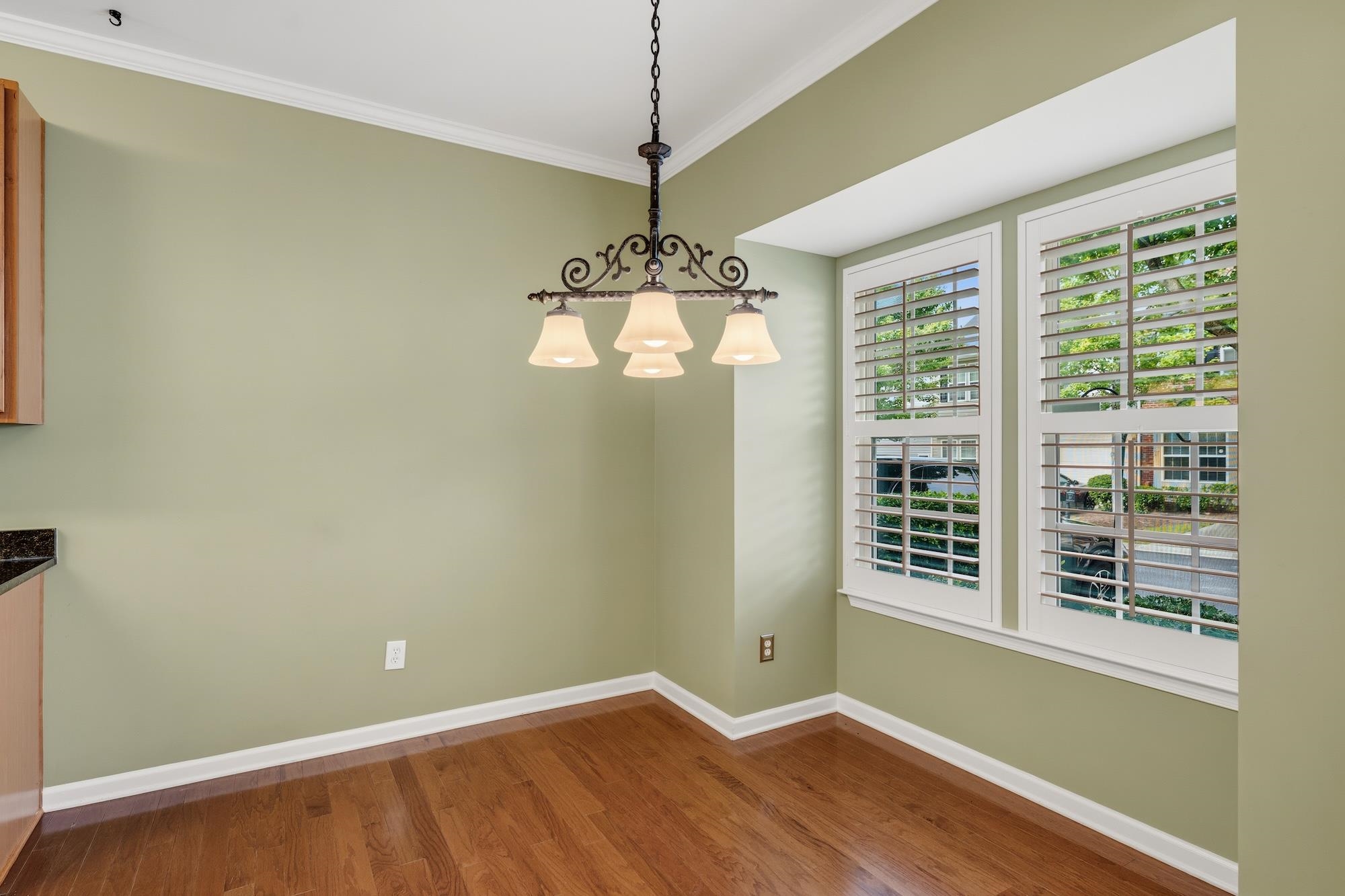 419 Cedar Pines Drive Property Photo 4