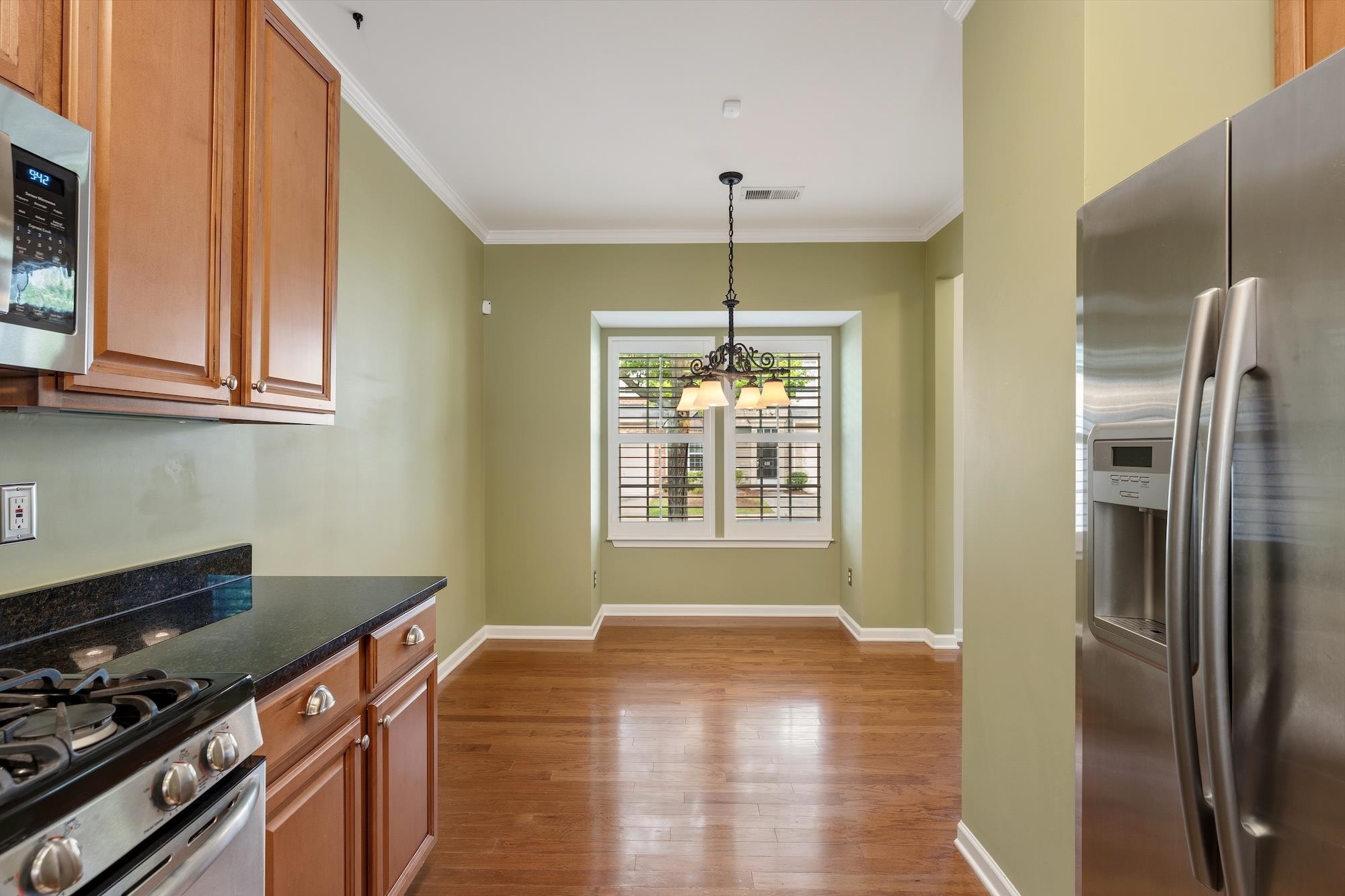 419 Cedar Pines Drive Property Photo 7