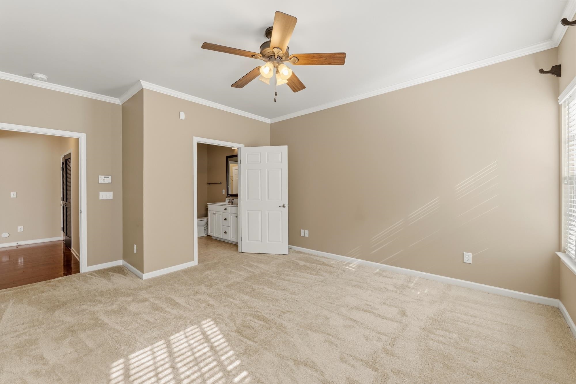 419 Cedar Pines Drive Property Photo 16